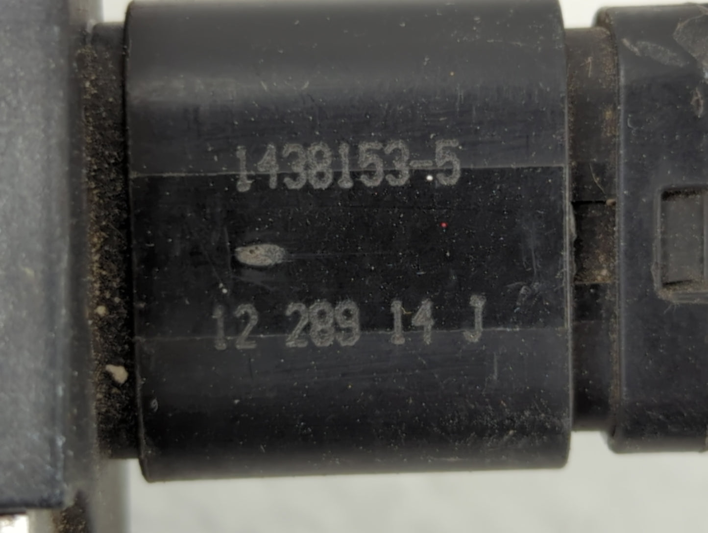 2013-2015 Ford Explorer Mass Air Flow Meter Maf - Oemusedautoparts1.com