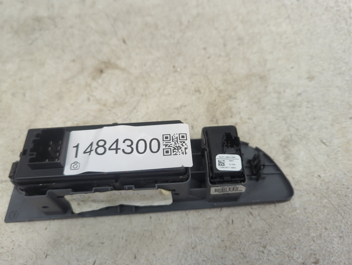 2010-2014 Ford F-150 Master Power Window Switch Replacement Driver Side Left P/N:28299309 9L3T-14017-ABW Fits OEM Used Auto
