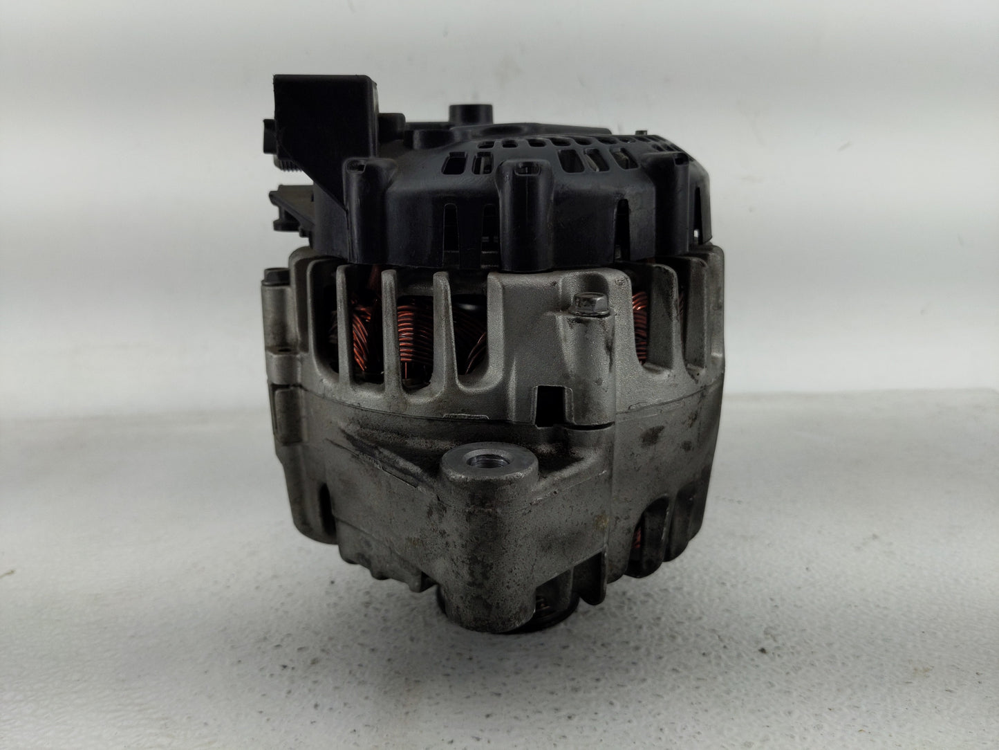 2011-2019 Ford Fiesta Alternator Replacement Generator Charging Assembly Engine OEM P/N:2608513 C TG12C098 Fits OEM Used Aut