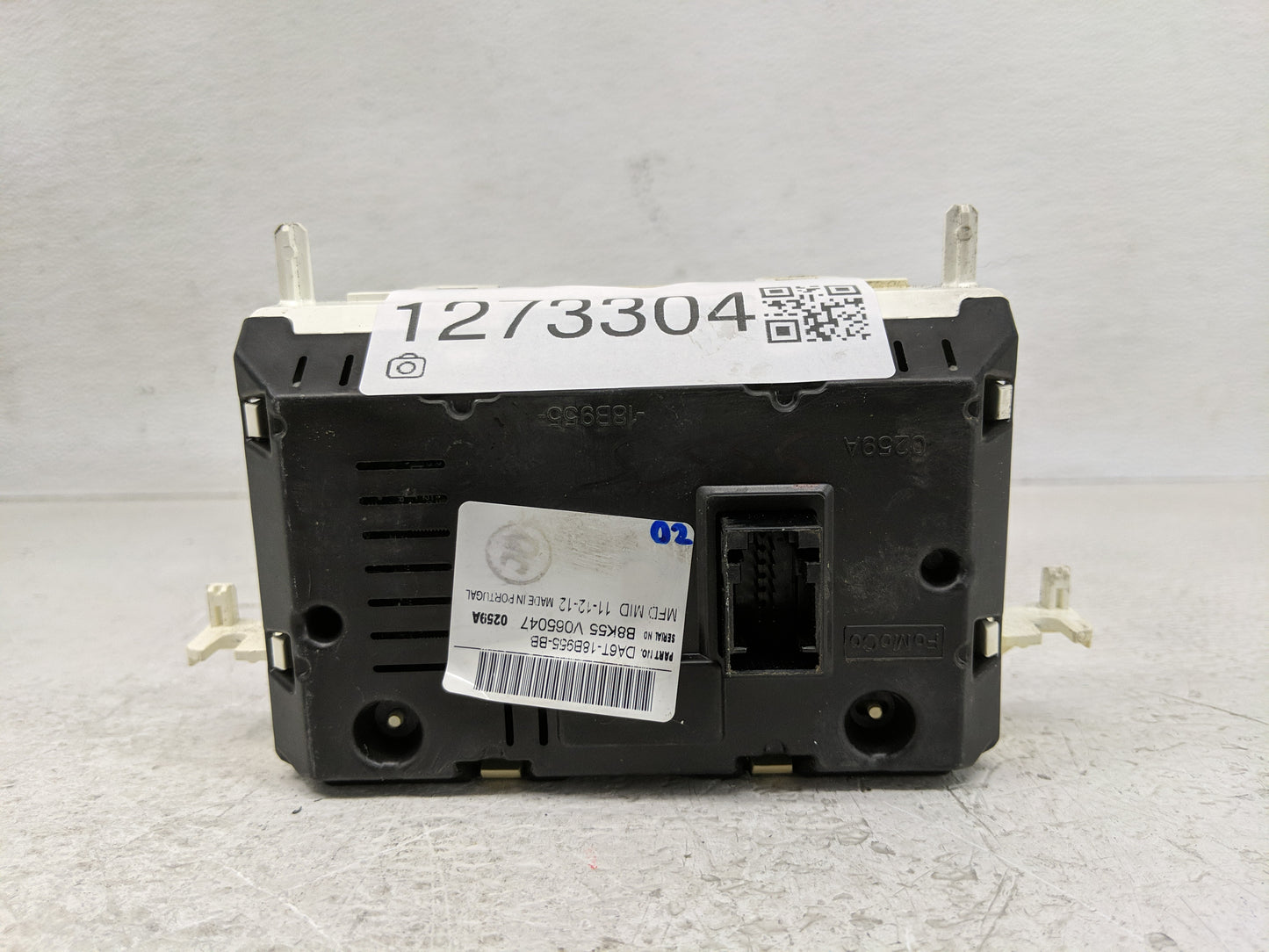2013 Ford Fiesta Radio AM FM Cd Player Receiver Replacement P/N:DA6T-18B955-BB Fits OEM Used Auto Parts - Oemusedautoparts1.
