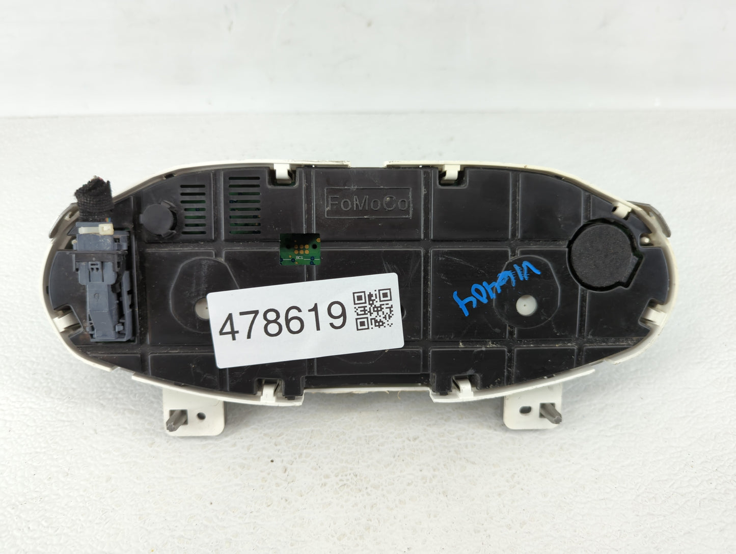 2013 Ford Fiesta Instrument Cluster Speedometer Gauges P/N:DE8T-10849-CB Fits OEM Used Auto Parts - Oemusedautoparts1.com