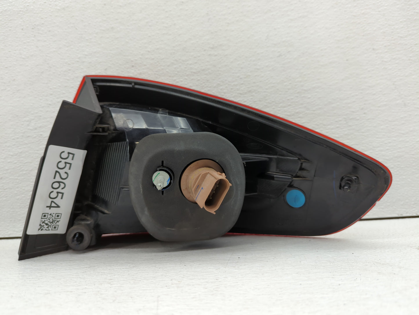 2011-2013 Ford Fiesta Tail Light Assembly Driver Left OEM P/N:AE83-15B502-AC AE83-13B505-A Fits Fits 2011 2012 2013 OEM Used