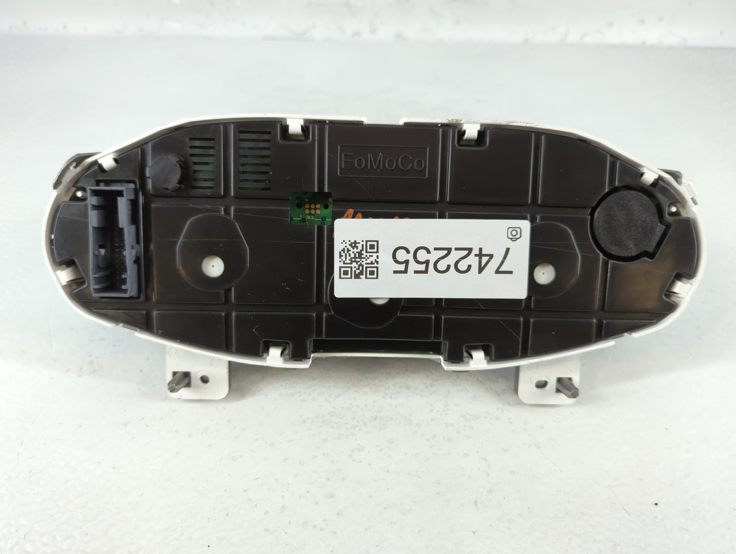 2012-2013 Ford Fiesta Instrument Cluster Speedometer Gauges P/N:DE8T-10849-CB Fits Fits 2012 2013 OEM Used Auto Parts - Oemu