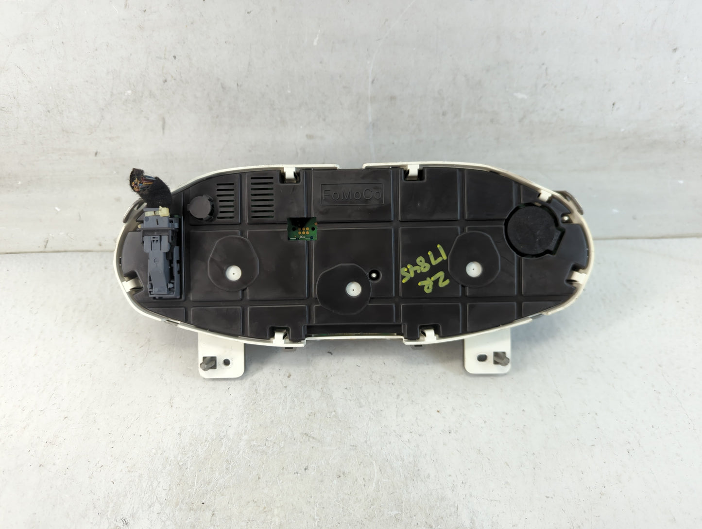 2012-2013 Ford Fiesta Instrument Cluster Speedometer Gauges P/N:10894-BA Fits Fits 2012 2013 OEM Used Auto Parts - Oemusedau