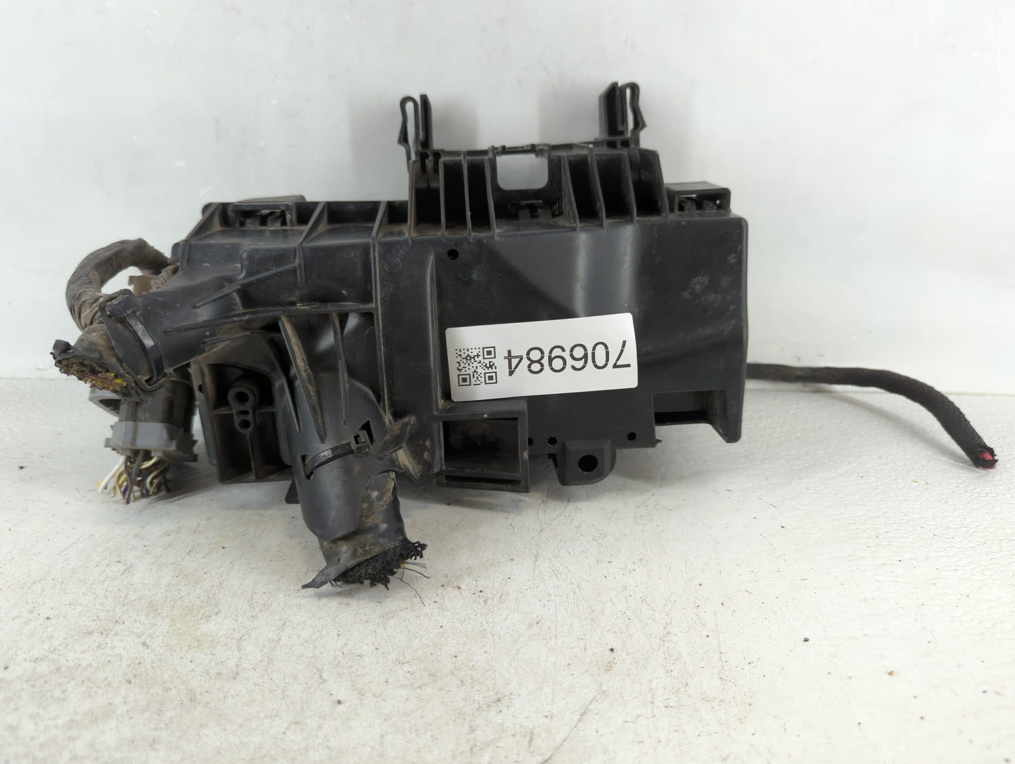 2013-2015 Ford Flex Fusebox Fuse Box Panel Relay Module P/N:DG1T-14A003-BA Fits Fits 2013 2014 2015 OEM Used Auto Parts - Oe