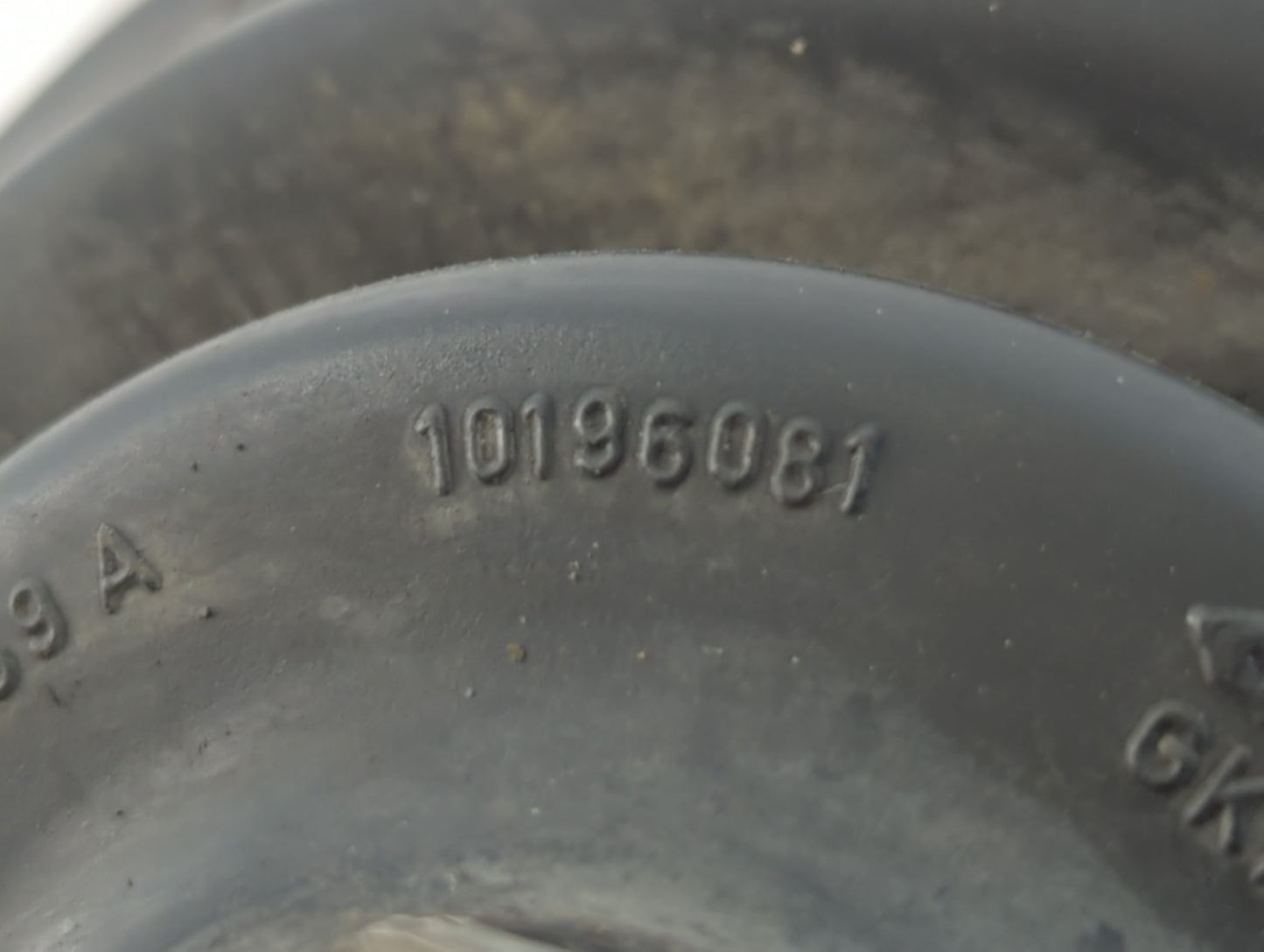 Ford Focnrs Axle Shaft Front Driver Cv C/v - Oemusedautoparts1.com