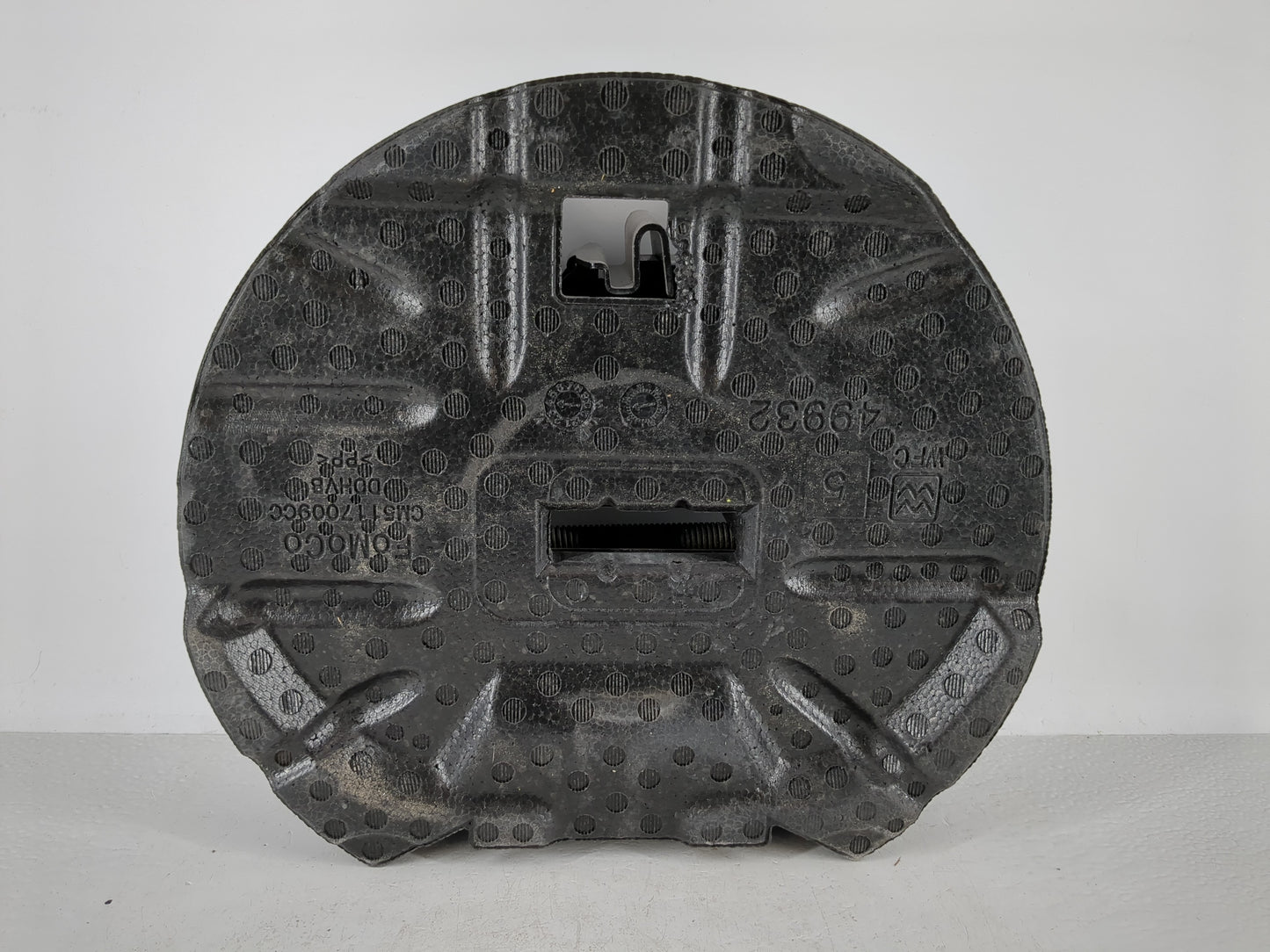 2013 Ford Focus Spare Scissor Car Jack - Oemusedautoparts1.com