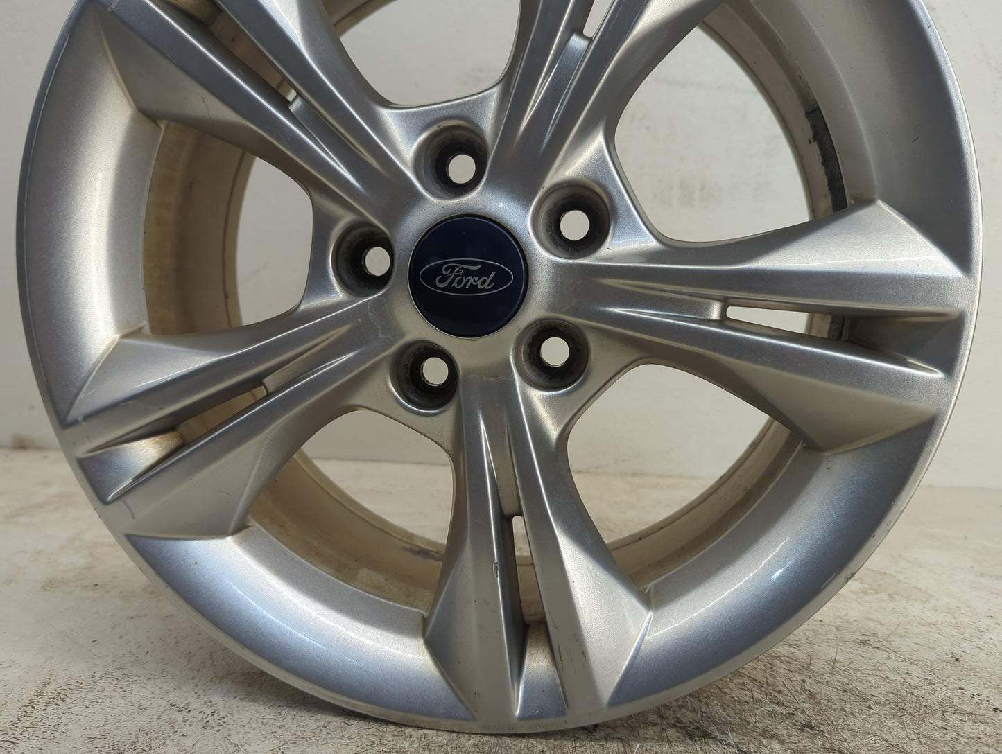 2012-2014 Ford Focus Oem Wheel Rim - Oemusedautoparts1.com