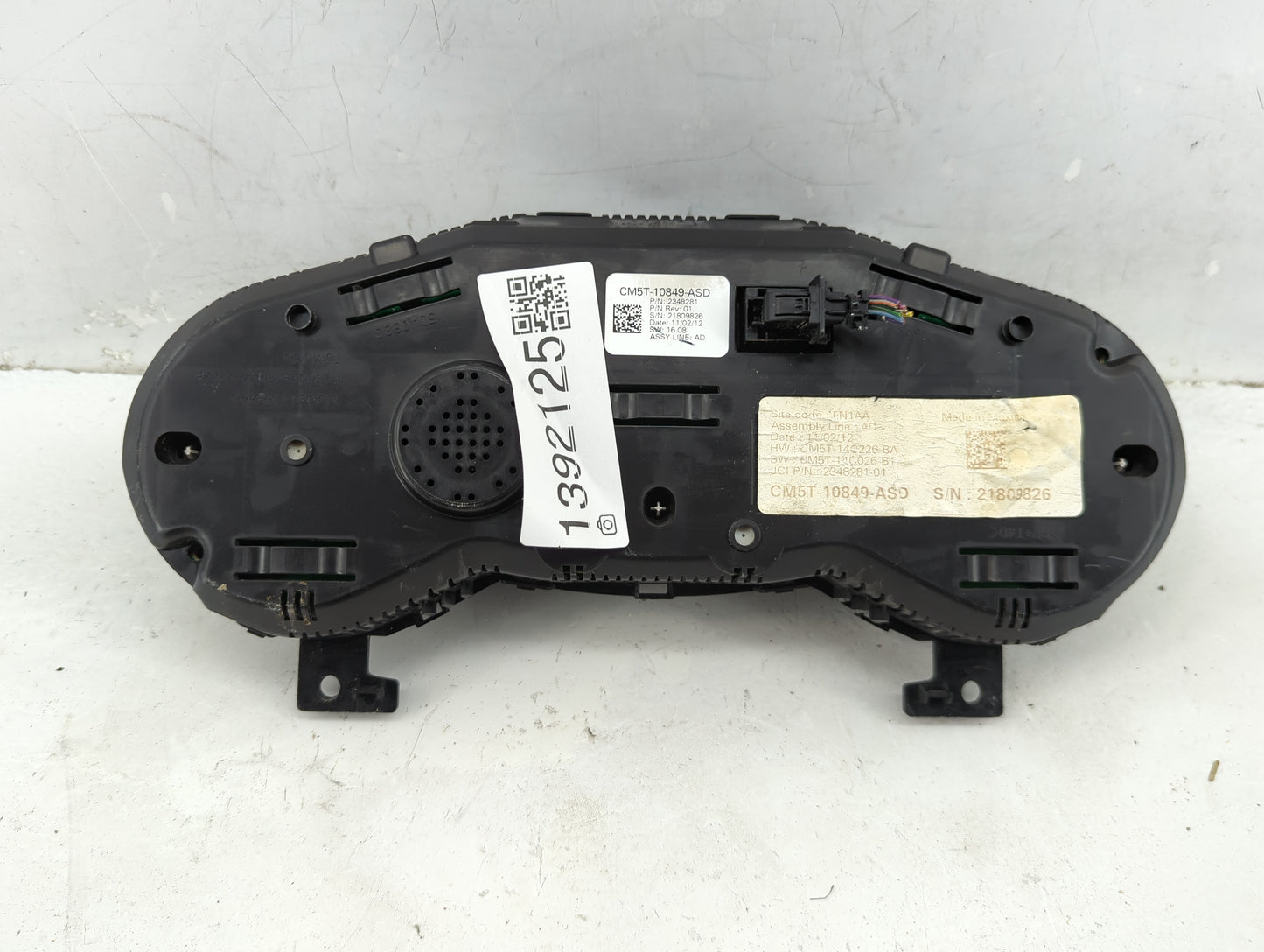 2013-2014 Ford Focus Instrument Cluster Speedometer Gauges P/N:CM5T-10849-ASD Fits Fits 2013 2014 OEM Used Auto Parts - Oemu