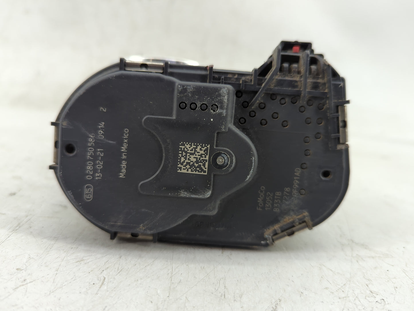 2012-2013 Ford Focus Throttle Body P/N:0280750586 Fits Fits 2012 2013 2014 2015 2016 2017 OEM Used Auto Parts - Oemusedautop