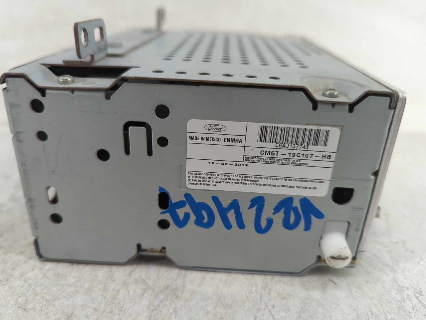 2012-2014 Ford Focus Radio AM FM Cd Player Receiver Replacement P/N:CM5T-19C107-HB Fits Fits 2012 2013 2014 OEM Used Auto Pa