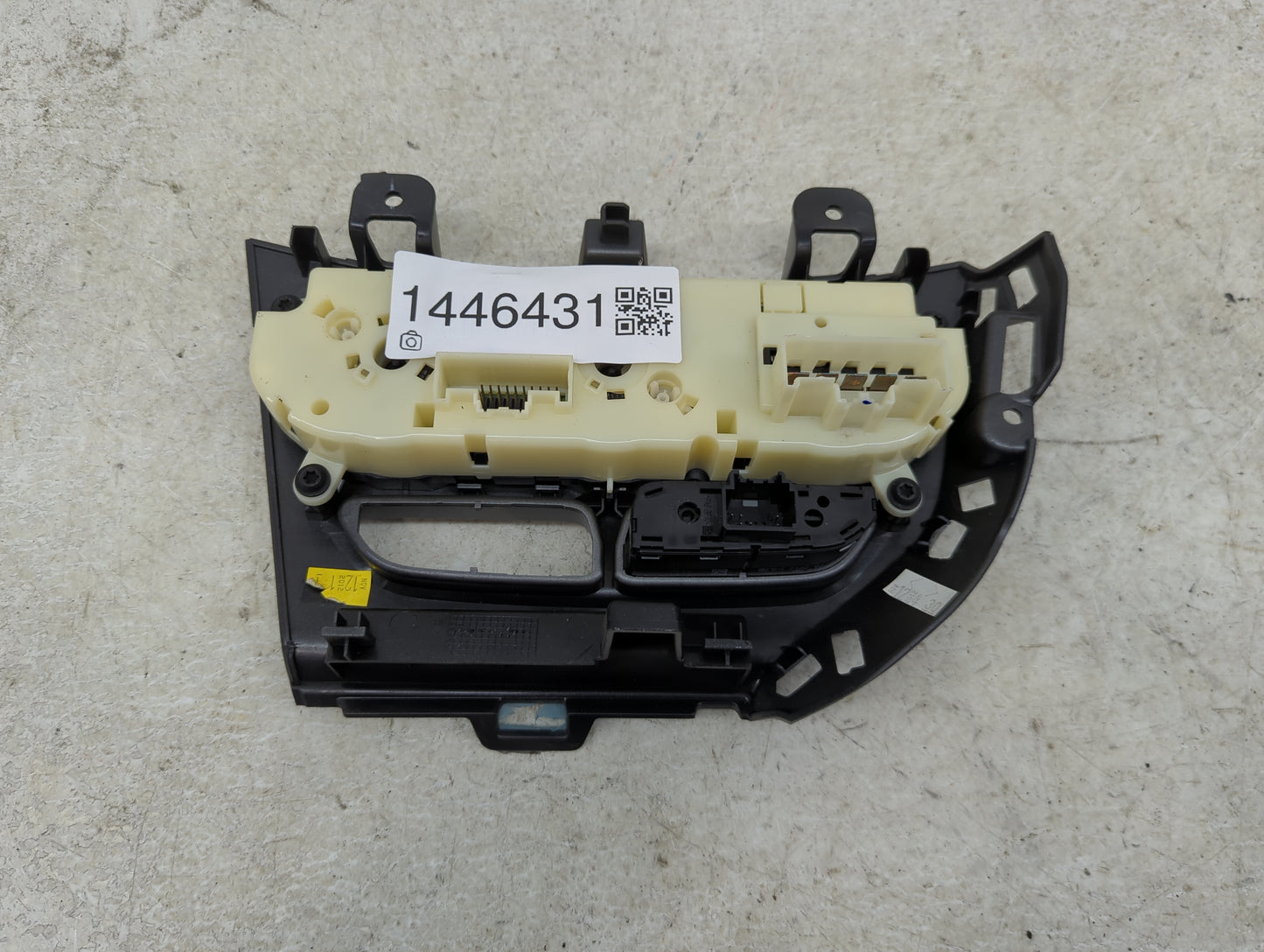 2013-2014 Ford Focus Climate Control Module Temperature AC/Heater Replacement Fits Fits 2013 2014 OEM Used Auto Parts - Oemu