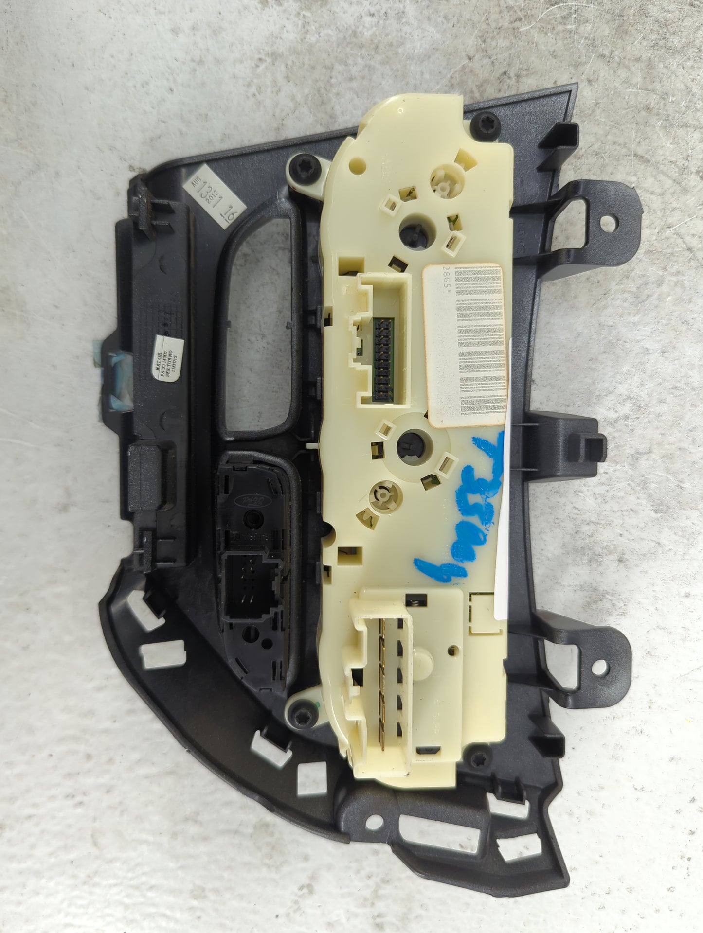 2013-2014 Ford Focus Climate Control Module Temperature AC/Heater Replacement Fits Fits 2013 2014 OEM Used Auto Parts - Oemu