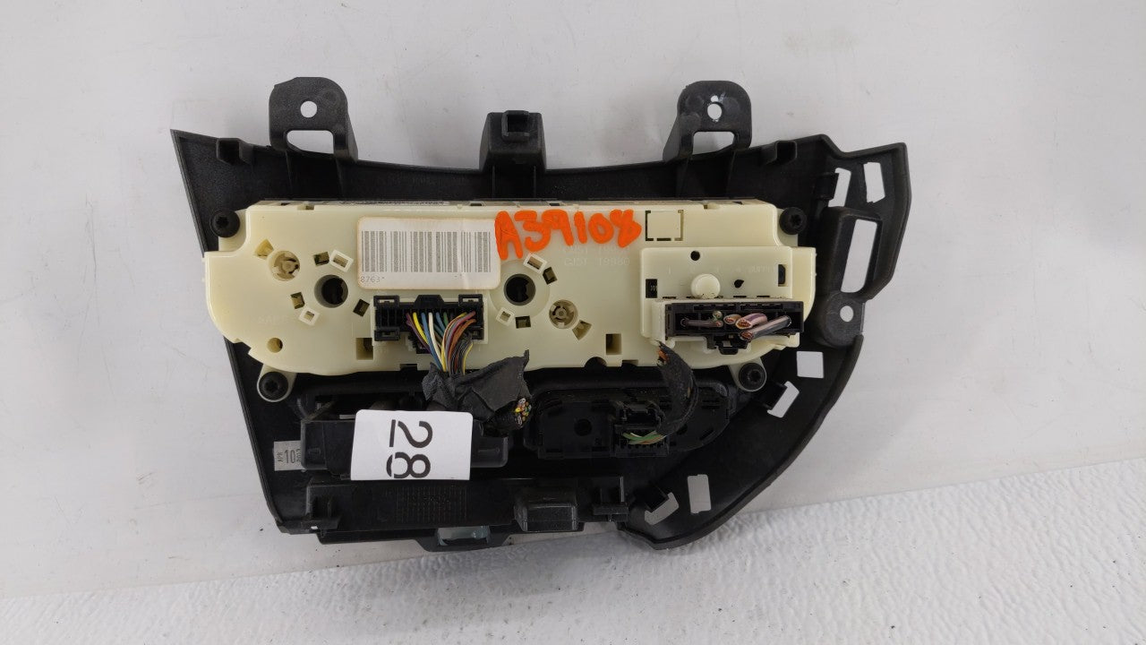 2013-2014 Ford Focus Climate Control Module Temperature AC/Heater Replacement P/N:CM5T-19980-AE CM5T-19980-AF Fits Fits 2013