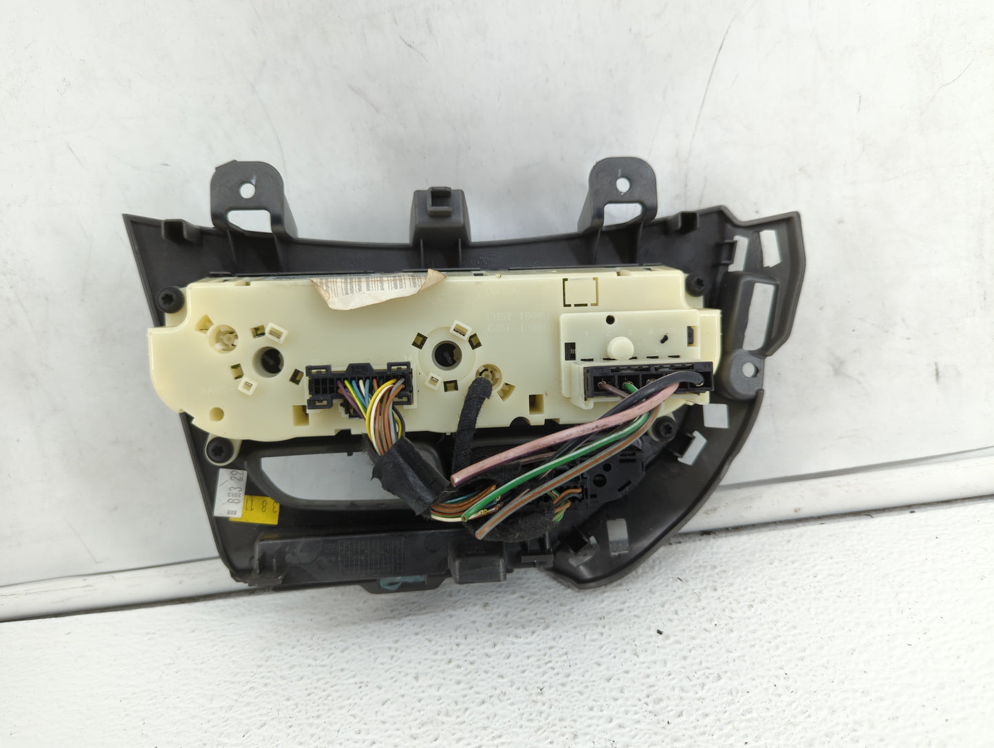 2013-2014 Ford Focus Climate Control Module Temperature AC/Heater Replacement P/N:E1062773 CM5T-19980-AF Fits Fits 2013 2014