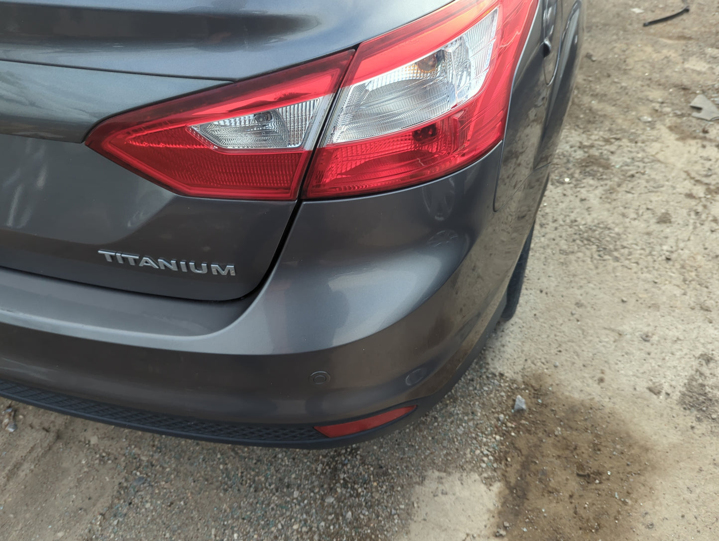 2012-2014 Ford Focus Rear Bumper Assembly Oem - Oemusedautoparts1.com