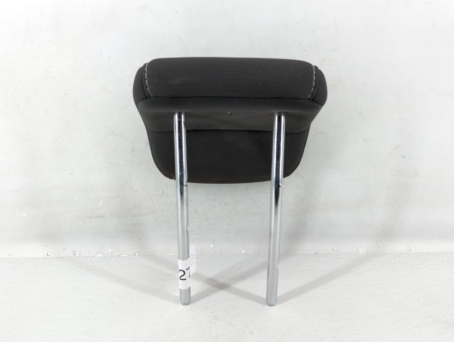 2013-2014 Ford Focus Headrest Head Rest Rear Center Seat Fits Fits 2013 2014 OEM Used Auto Parts - Oemusedautoparts1.com
