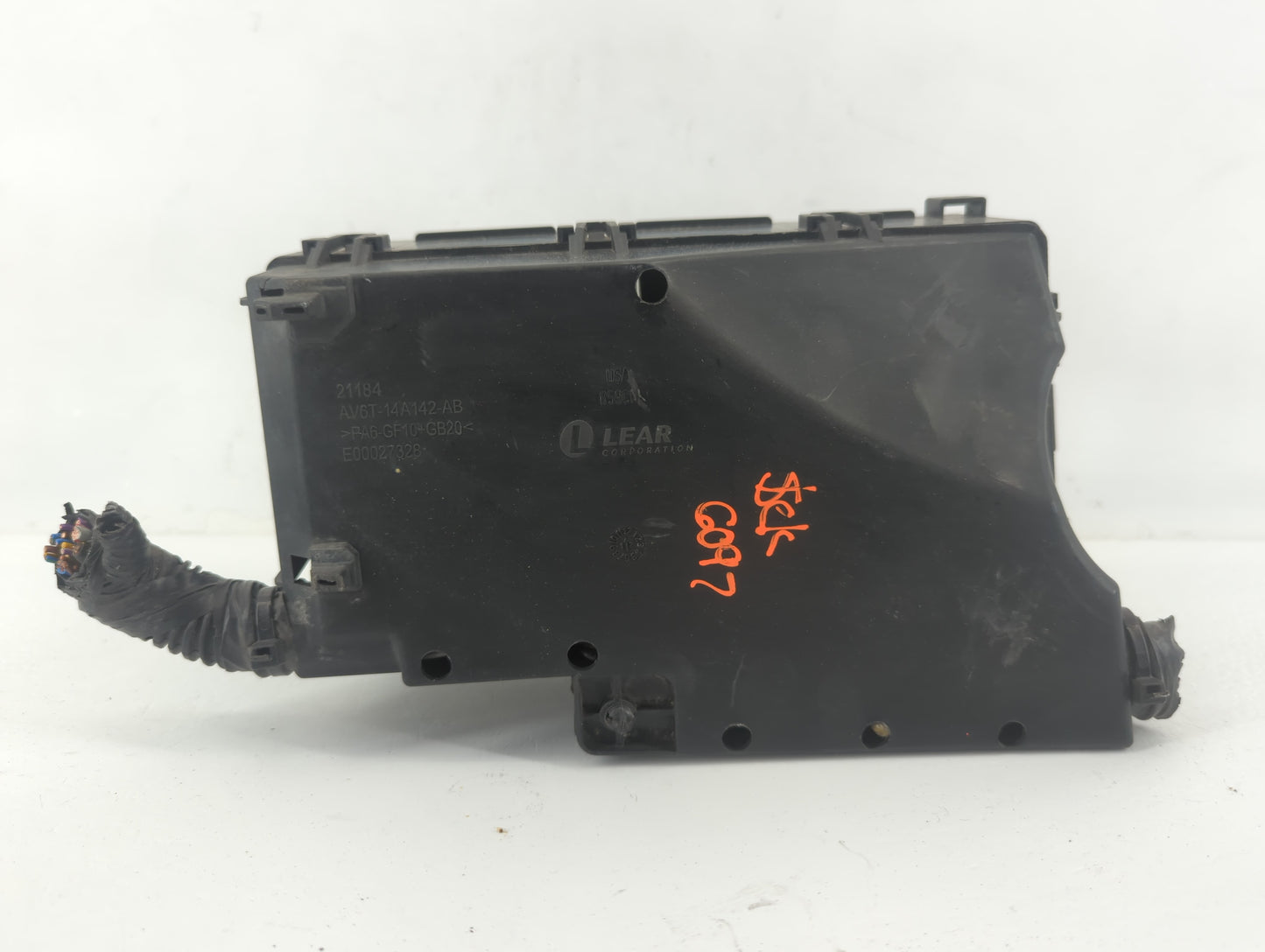 2012-2014 Ford Focus Fusebox Fuse Box Panel Relay Module P/N:AV6T 14A067-AC 5B0Q110107 Fits Fits 2012 2013 2014 OEM Used Aut