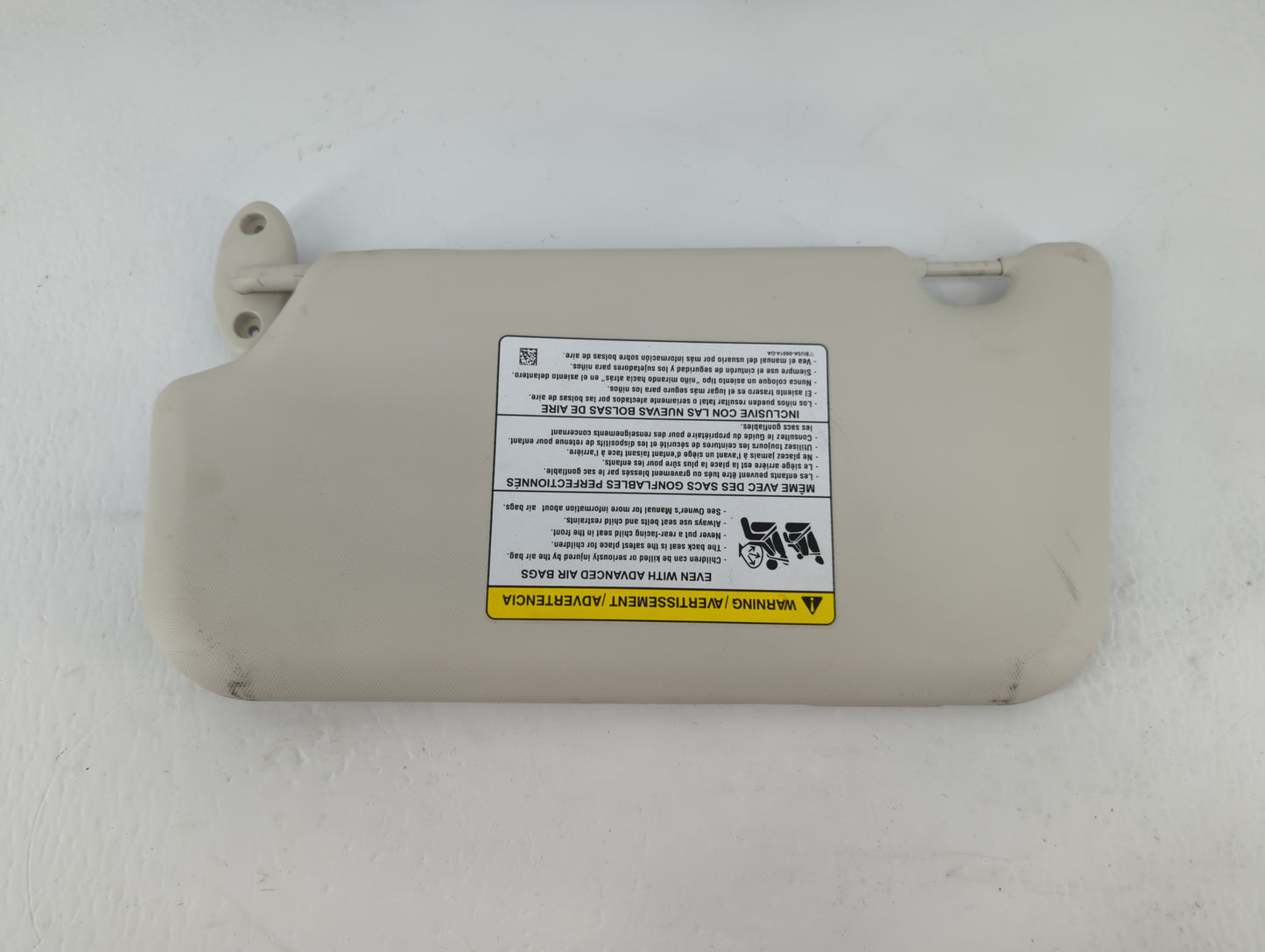 2013-2018 Ford Focus Sun Visor Shade Replacement Passenger Right Mirror Fits Fits 2013 2014 2015 2016 2017 2018 OEM Used Aut