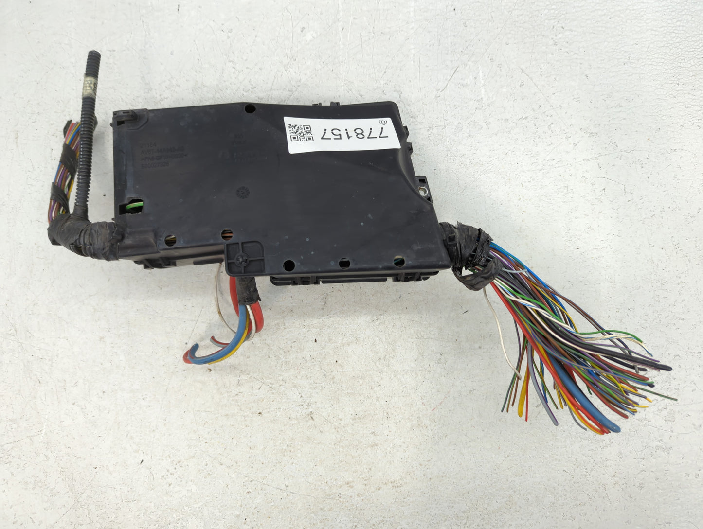 2012-2014 Ford Focus Fusebox Fuse Box Panel Relay Module P/N:AV6T-14A067-AC Fits Fits 2012 2013 2014 OEM Used Auto Parts - O