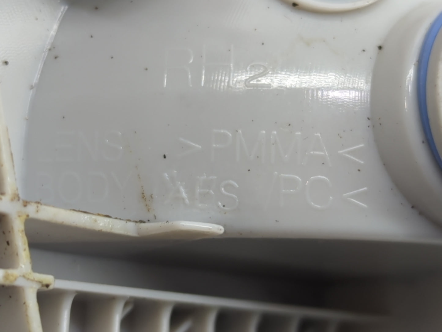 2012-2014 Ford Focus Passenger Right Side Deck Lid Mounted Tail Light - Oemusedautoparts1.com