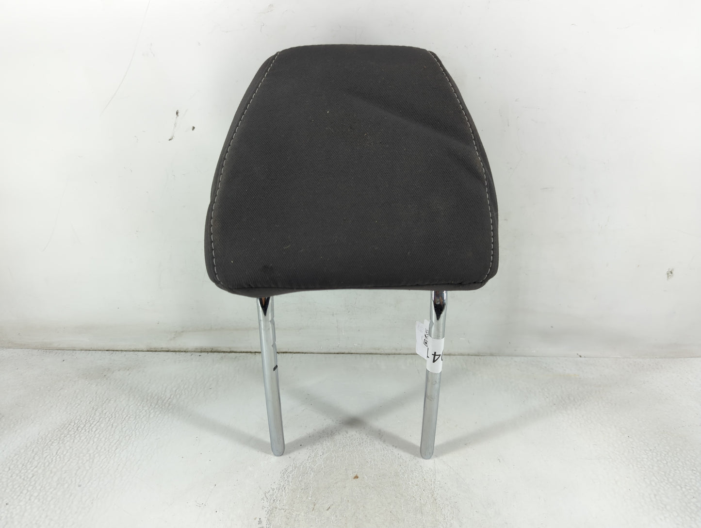2013-2014 Ford Focus Headrest Head Rest Rear Seat Fits Fits 2013 2014 OEM Used Auto Parts - Oemusedautoparts1.com