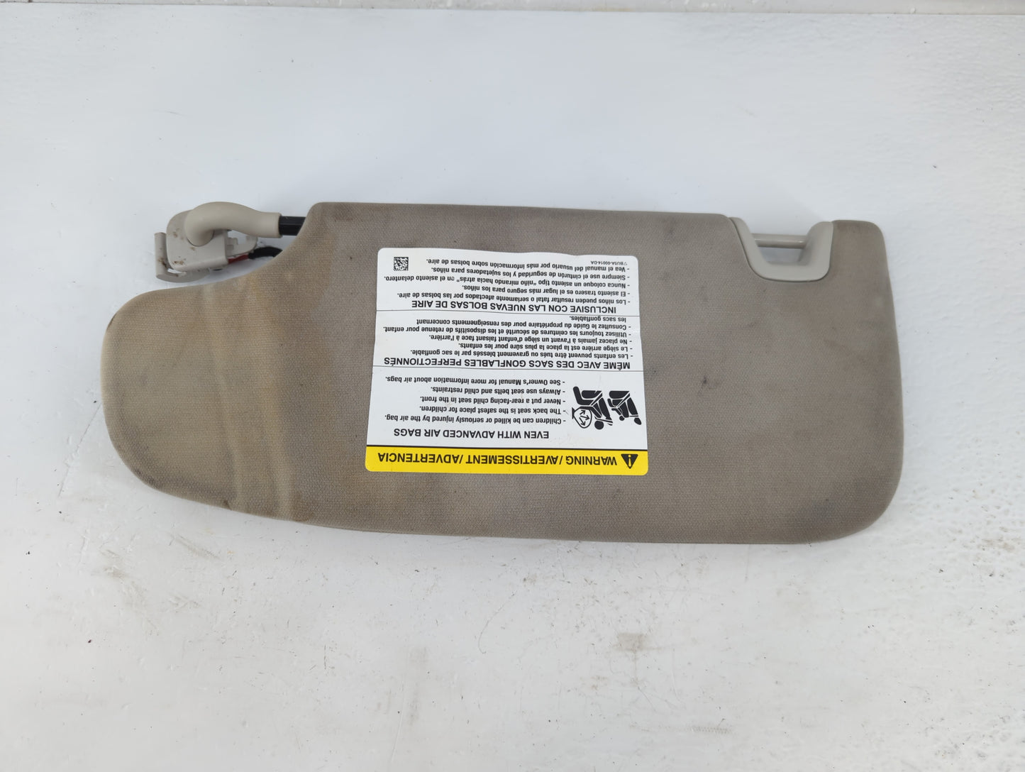 2013-2014 Ford Fusion Sun Visor Shade Replacement Passenger Right Mirror Fits Fits 2013 2014 OEM Used Auto Parts - Oemusedau