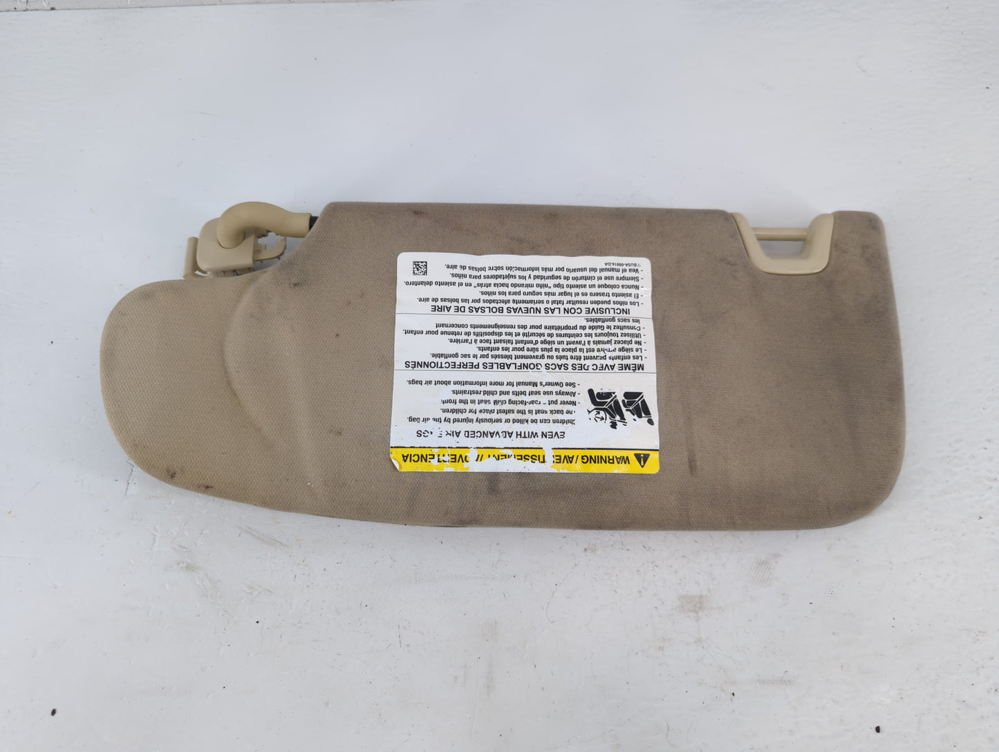 2013-2014 Ford Fusion Sun Visor Shade Replacement Passenger Right Mirror Fits Fits 2013 2014 OEM Used Auto Parts - Oemusedau