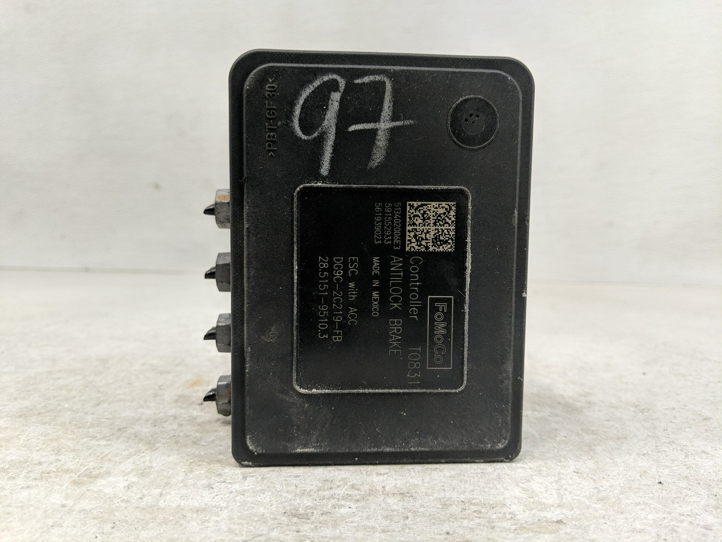 2013 Ford Fusion ABS Pump Control Module Replacement P/N:DG9C-2C405-FB Fits OEM Used Auto Parts - Oemusedautoparts1.com