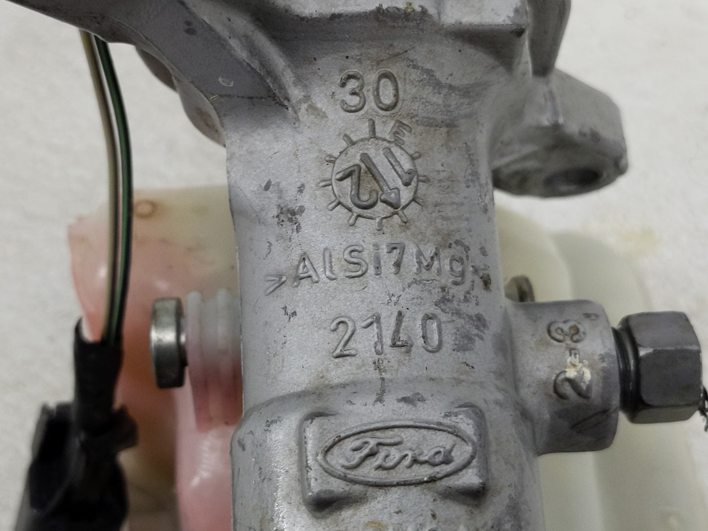 2013 Ford Fusion Power Brake Booster Oem 1290082 - Oemusedautoparts1.com