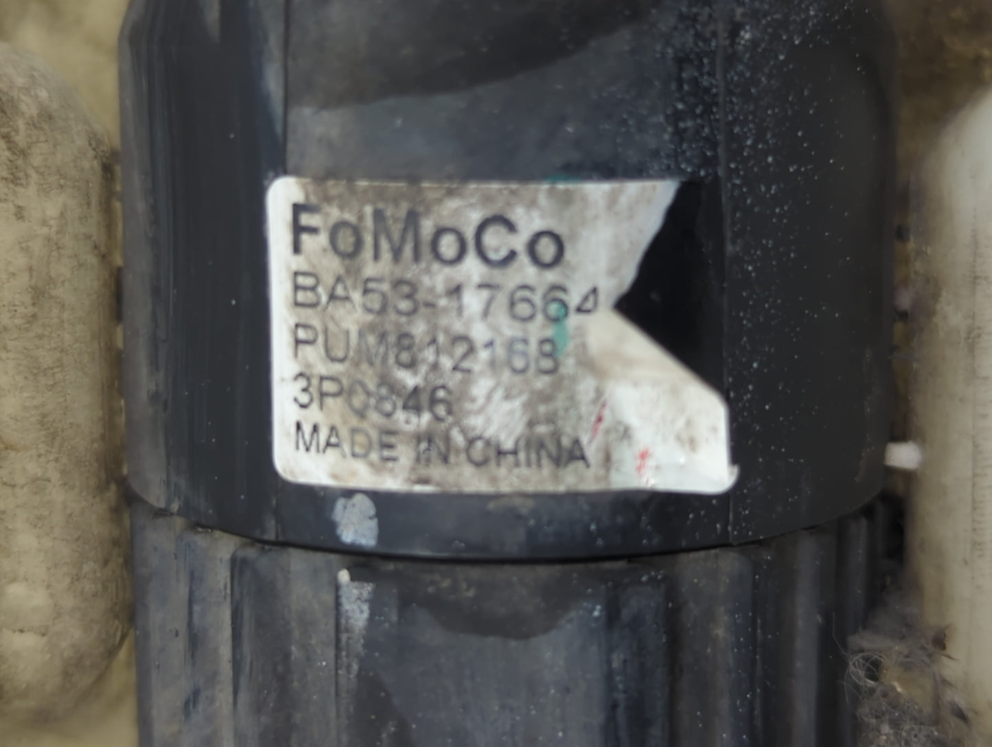 2013-2014 Ford Fusion Windshield Washer Fluid Reservoir Bottle 1376214 - Oemusedautoparts1.com