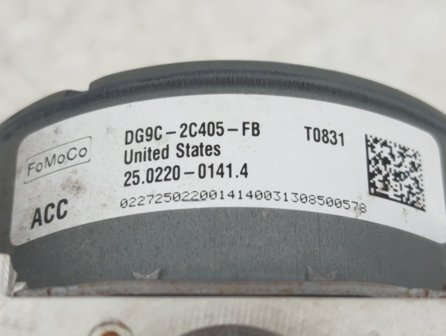2013 Ford Fusion ABS Pump Control Module Replacement P/N:DG9C-2C405-FB Fits OEM Used Auto Parts - Oemusedautoparts1.com