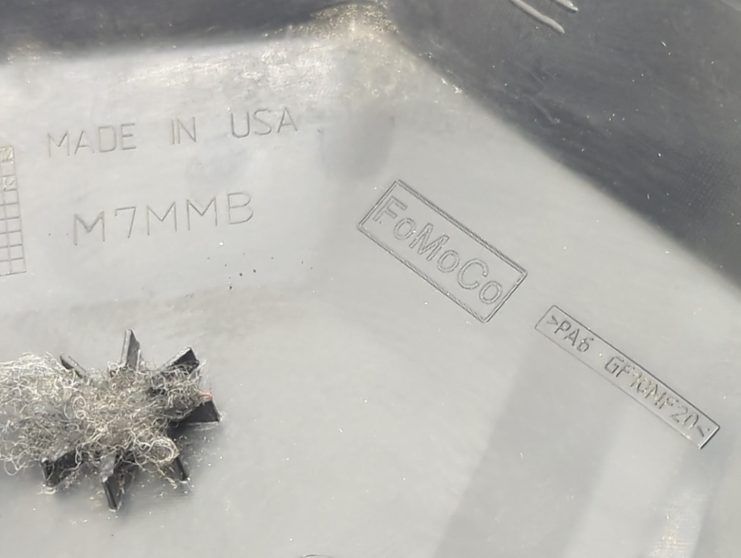2013 Ford Fusion Engine Cover 1432146 - Oemusedautoparts1.com