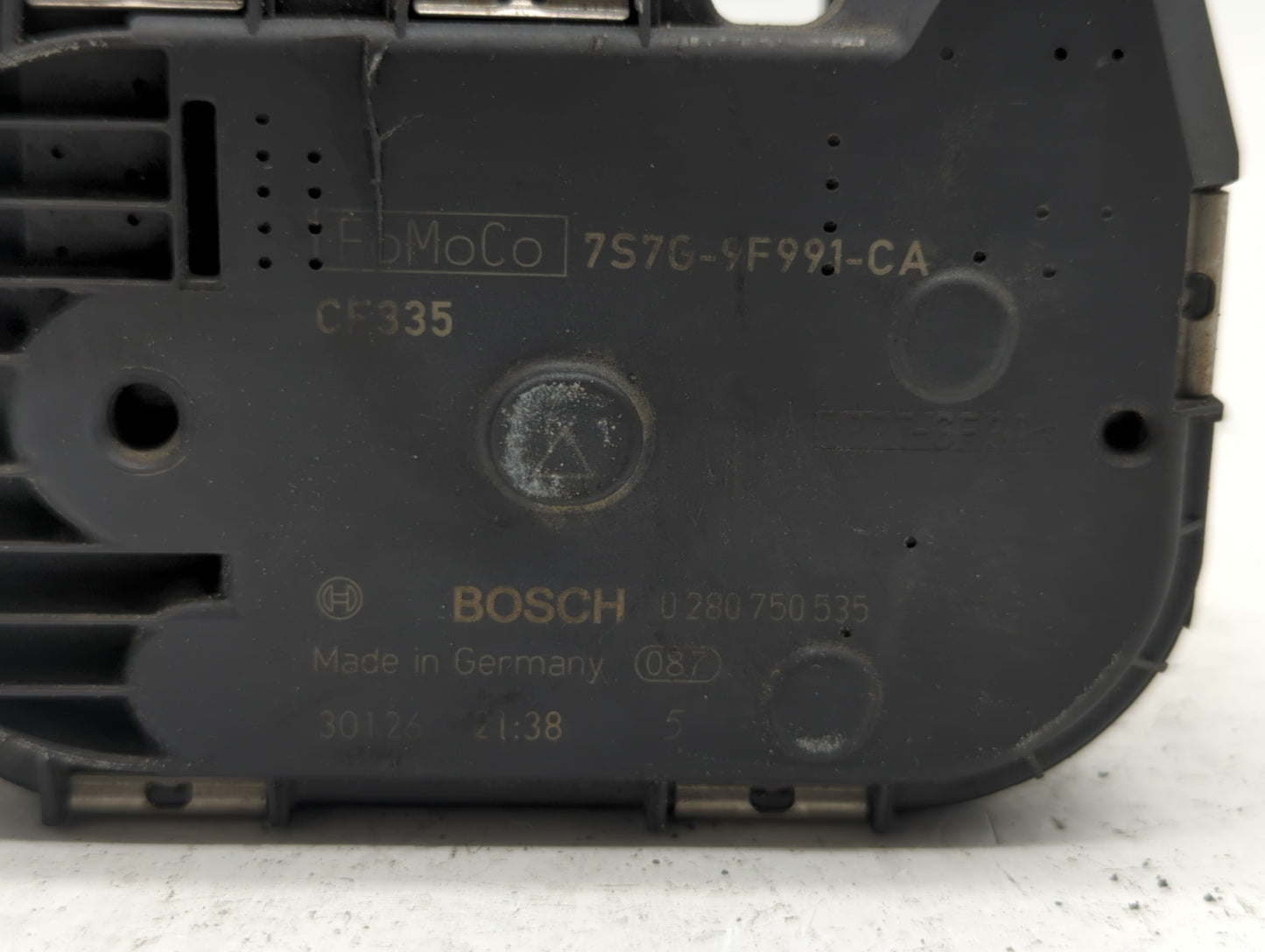 2013-2014 Ford Fusion Throttle Body P/N:0 280 750 535 7S7G-9F991-CA Fits Fits 2013 2014 2015 2016 2017 2018 2019 OEM Used Au