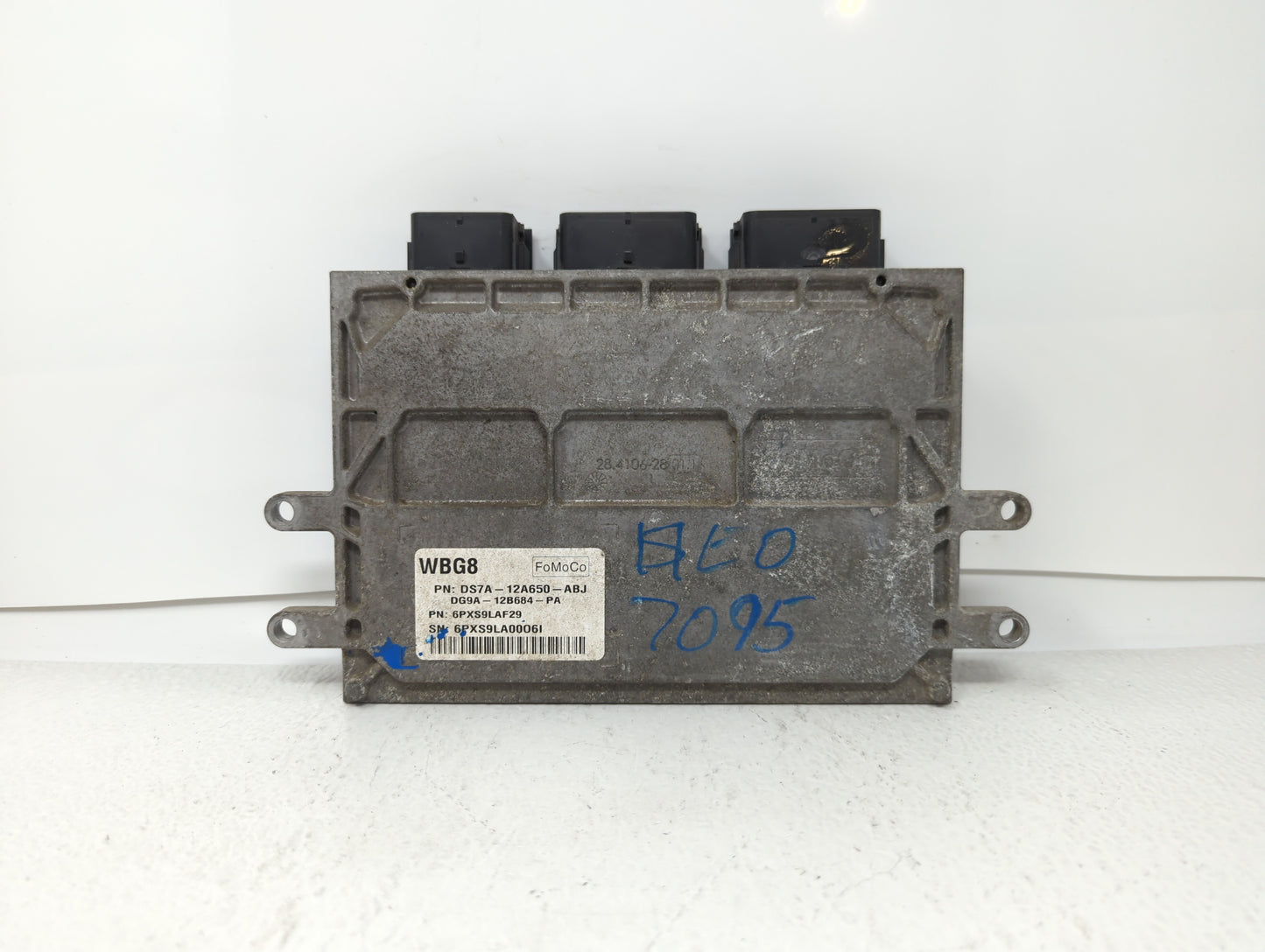2013 Ford Fusion PCM Engine Control Computer ECU ECM PCU OEM P/N:DS7A-12A650-ABJ DS7A-12A650-ABL, DS7A-12A650-ACK Fits OEM U