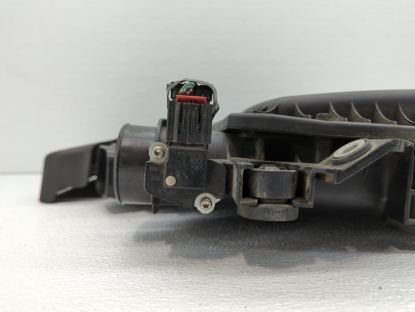 2013 Ford Fusion Engine Cover Black - Oemusedautoparts1.com