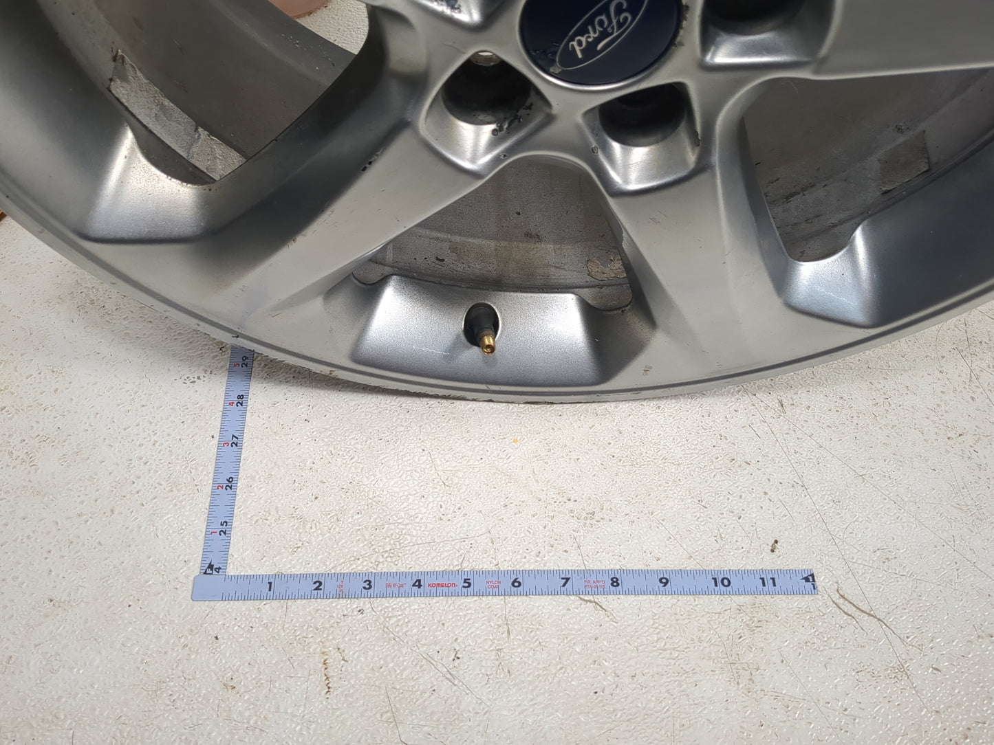 2013-2016 Ford Fusion Oem Wheel Rim - Oemusedautoparts1.com