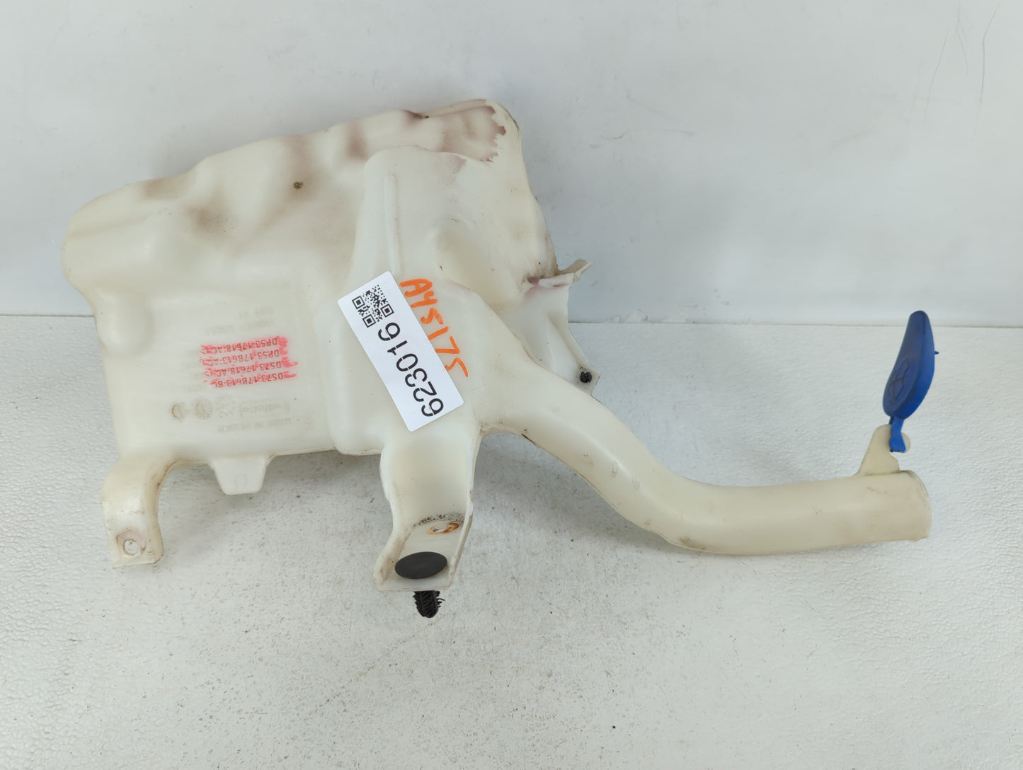 2013-2014 Ford Fusion Windshield Washer Fluid Reservoir Bottle Oem - Oemusedautoparts1.com
