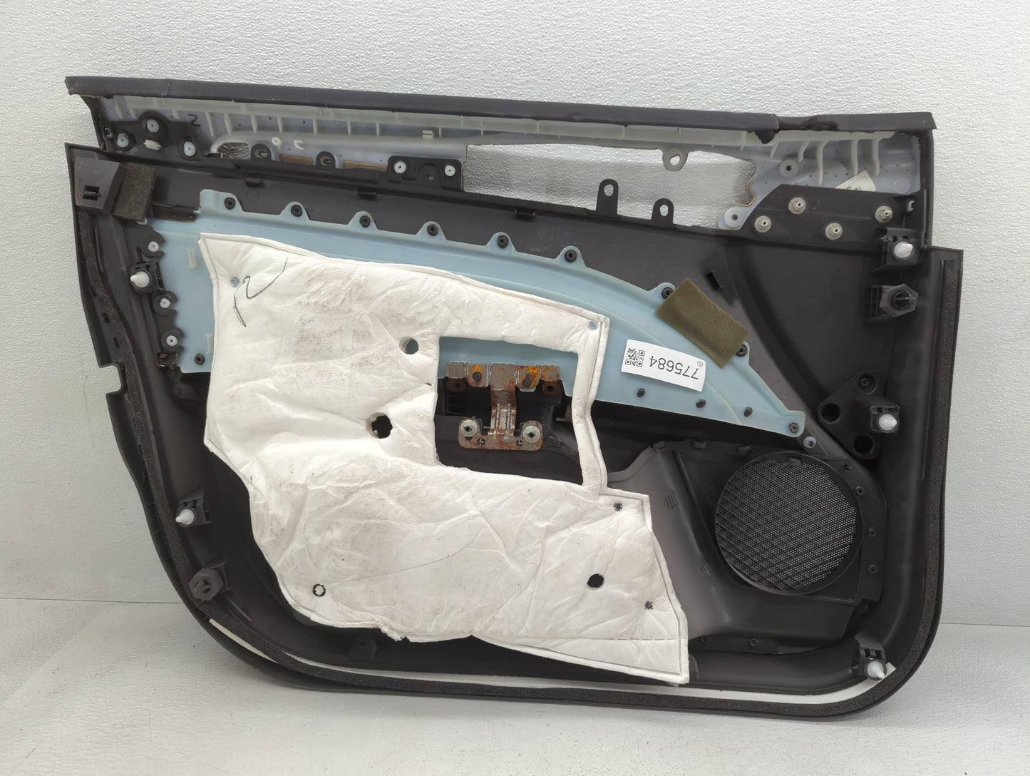 2013 Ford Fusion Front Right Passenger Interior Door Panel Trim Black - Oemusedautoparts1.com