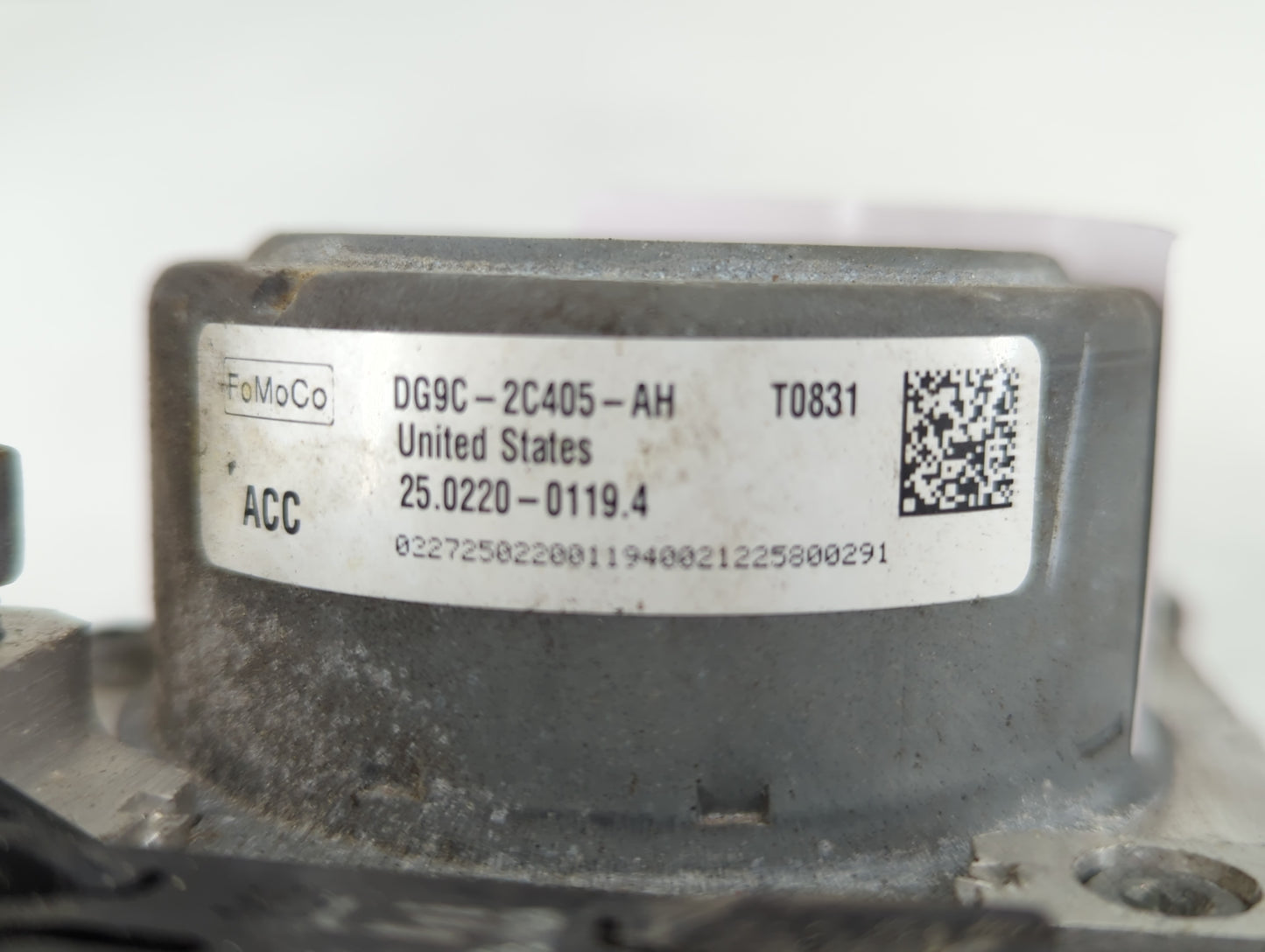 2013 Ford Fusion ABS Pump Control Module Replacement P/N:DG9C-2C405-AH Fits OEM Used Auto Parts - Oemusedautoparts1.com