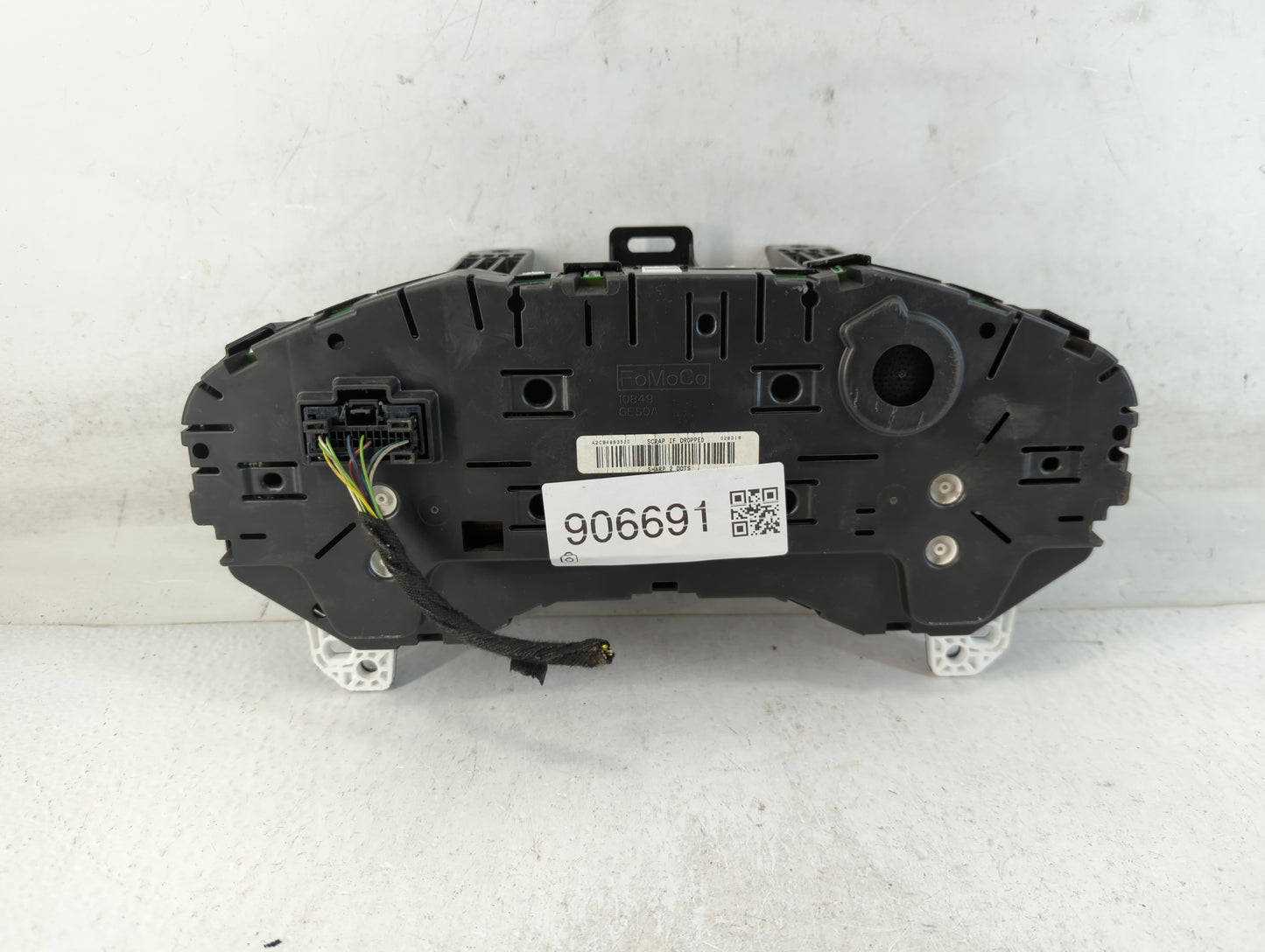 2013 Ford Fusion Instrument Cluster Speedometer Gauges P/N:DS7T-10849-EH Fits OEM Used Auto Parts - Oemusedautoparts1.com