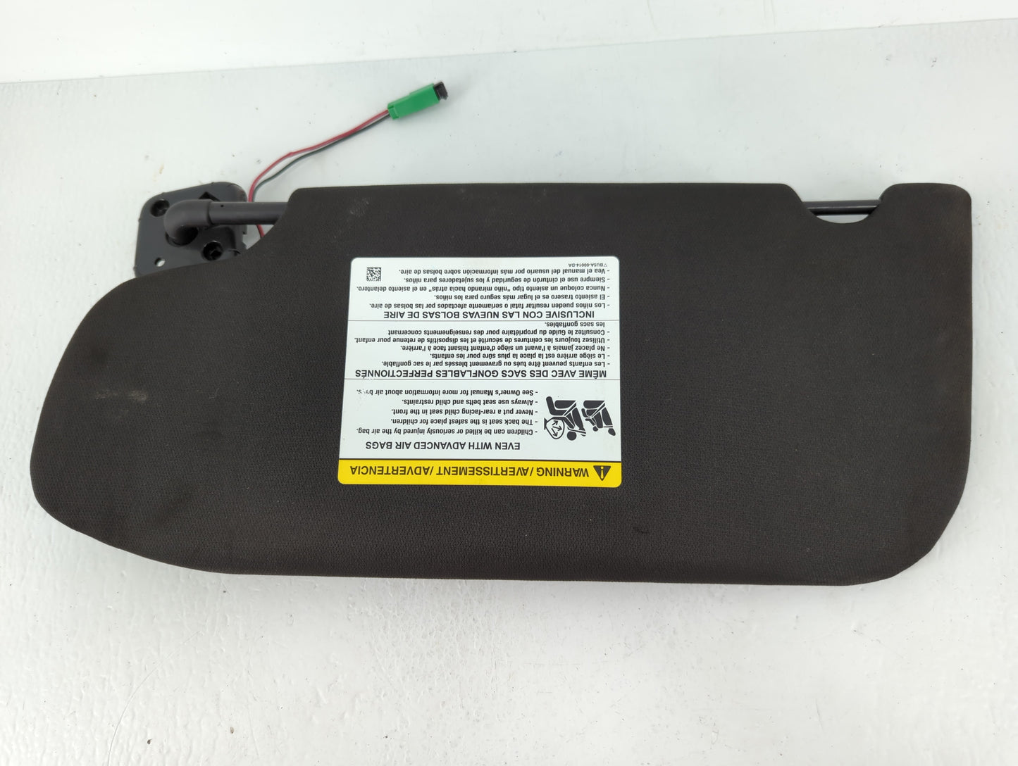 2013-2019 Ford Taurus Sun Visor Shade Replacement Passenger Right Mirror Fits OEM Used Auto Parts - Oemusedautoparts1.com