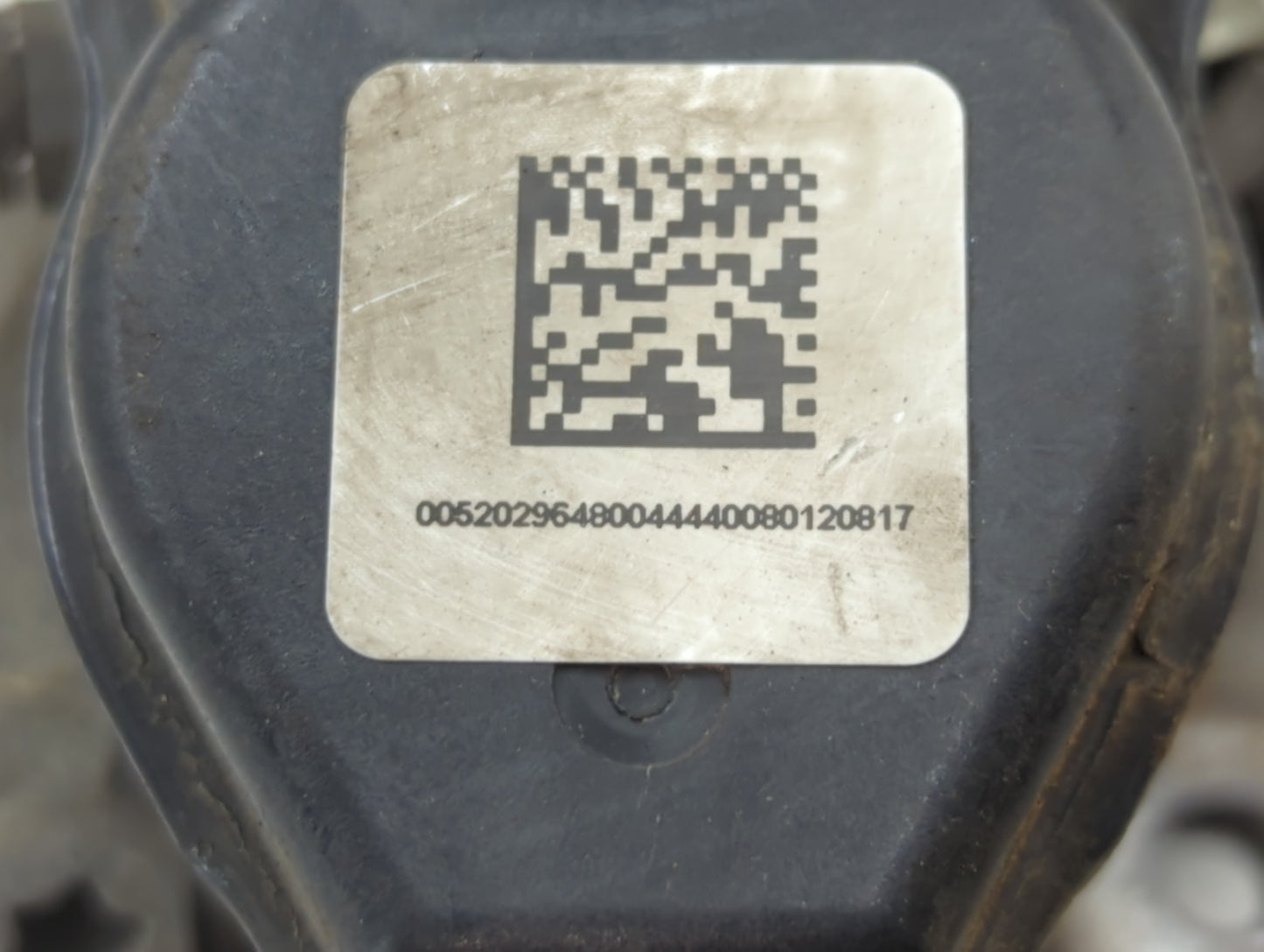 2013-2019 Ford Taurus Front Driver Left Brake Caliper - Oemusedautoparts1.com