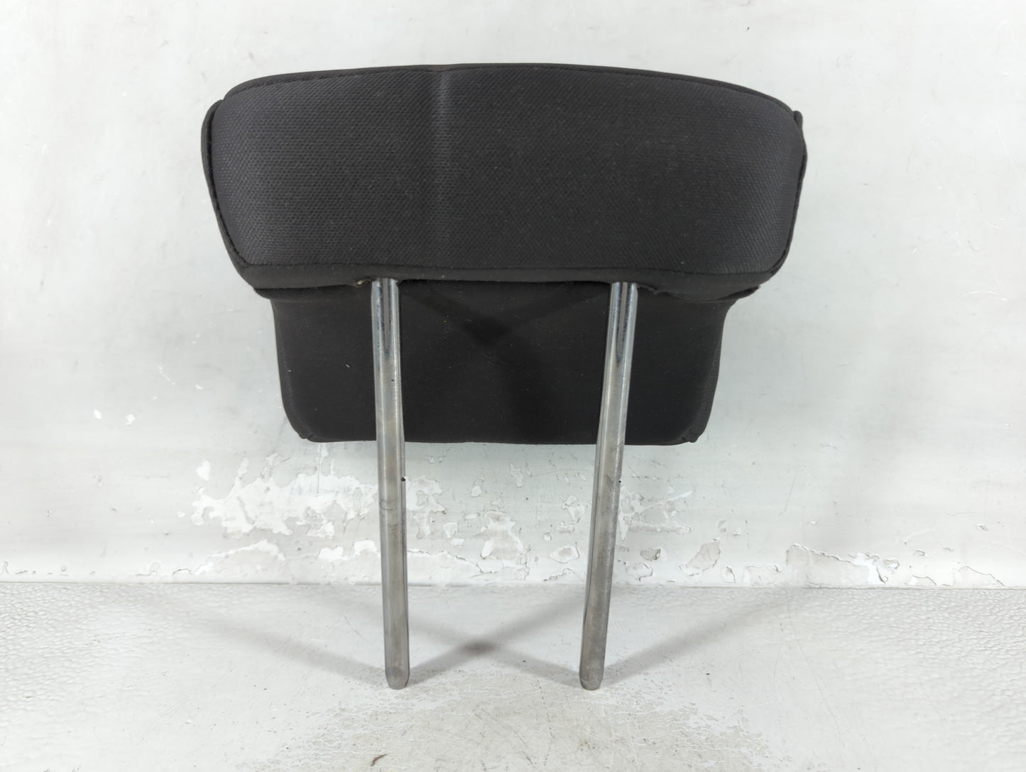 2013 Ford Taurus Headrest Head Rest Rear Center Seat Fits OEM Used Auto Parts - Oemusedautoparts1.com