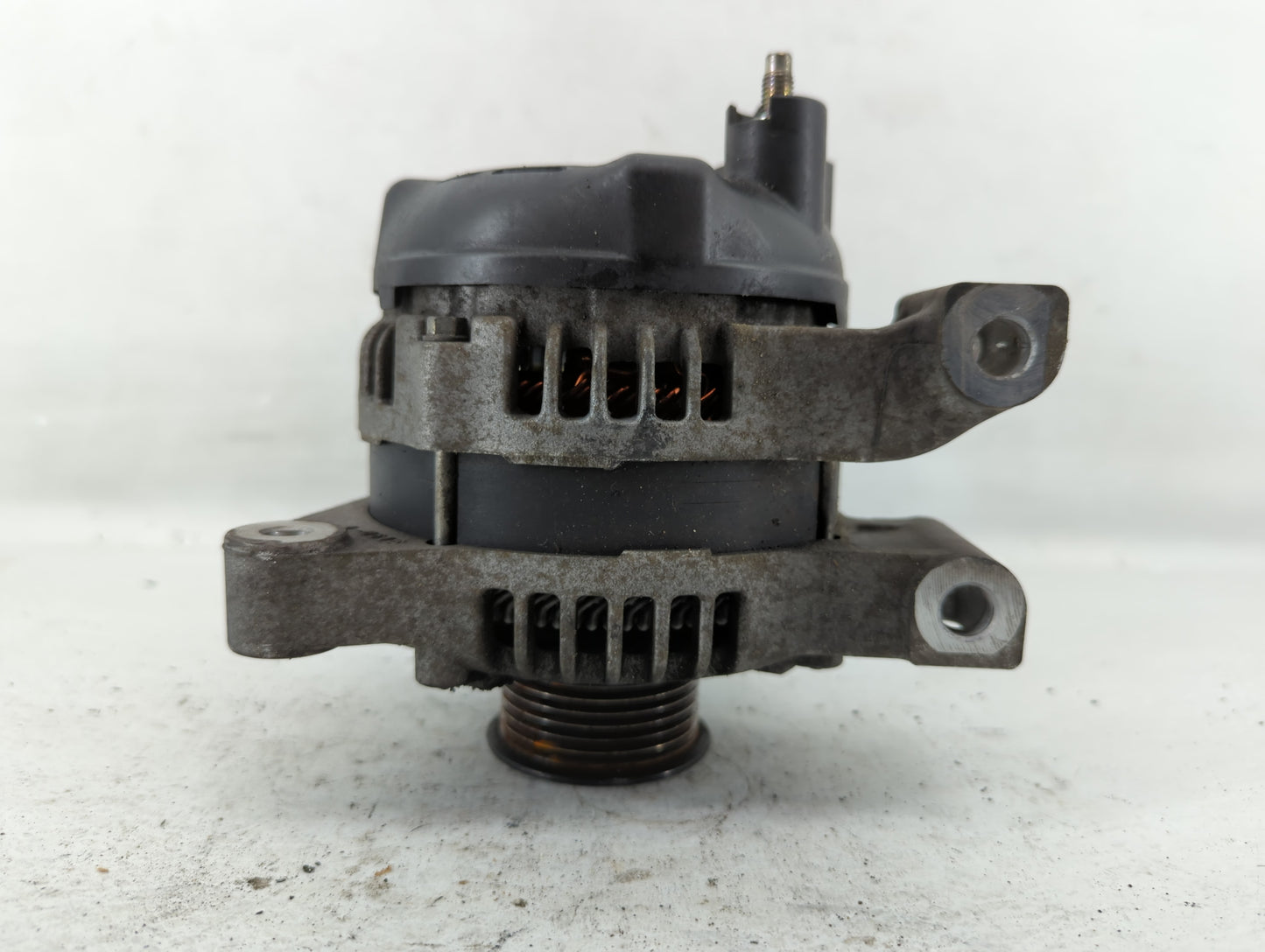 2013-2017 Gmc Terrain Alternator Replacement Generator Charging Assembly Engine OEM P/N:15807948 TN104210-5 2 5 0 Fits OEM U