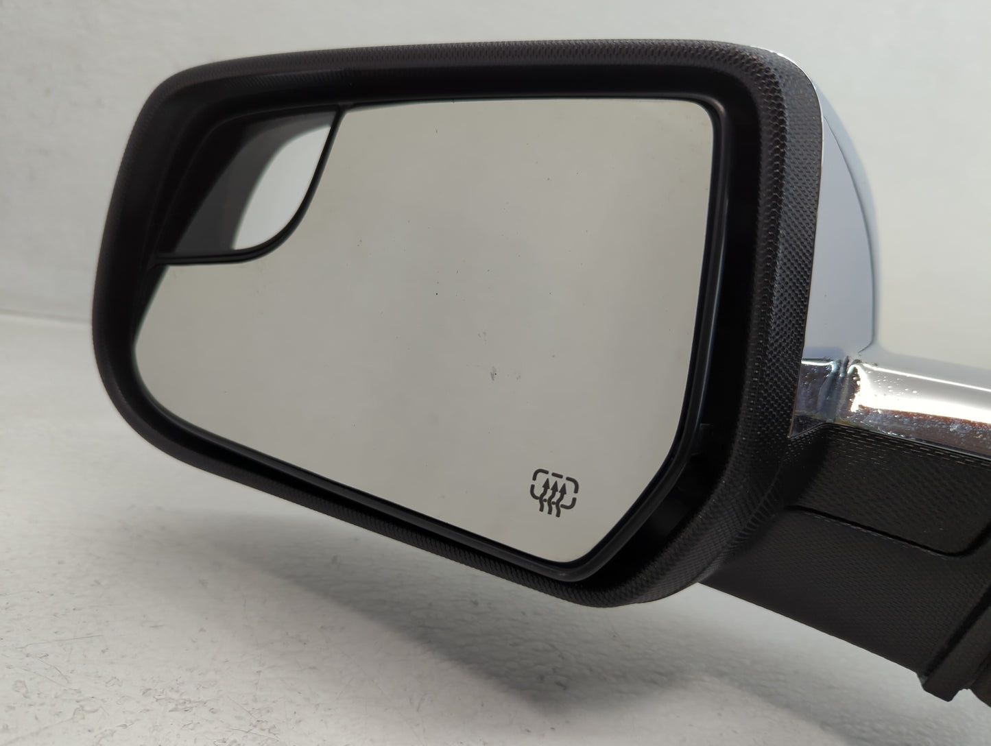 2012-2013 Gmc Terrain Driver Side View Mirror - Left Door Mirror OEM Used - Oemusedautoparts1.com