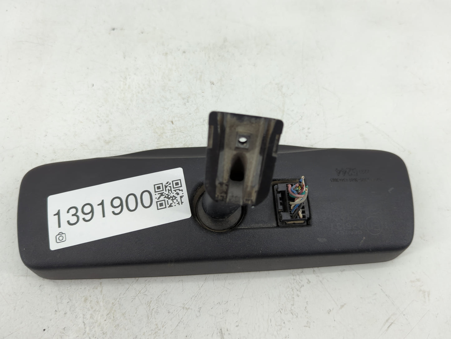 2010-2014 Gmc Yukon Xl 1500 Interior Rear View Mirror Replacement OEM Fits Fits 2009 2010 2011 2012 2013 2014 OEM Used Auto