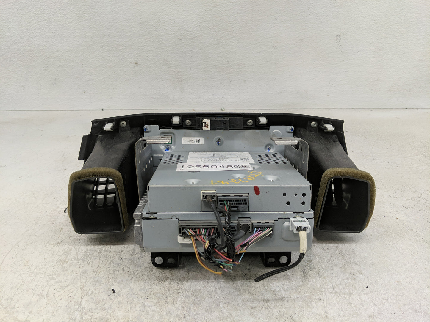 2013-2015 Honda Accord Radio AM FM Cd Player Receiver Replacement P/N:39100-T2A-A302 Fits Fits 2013 2014 2015 OEM Used Auto