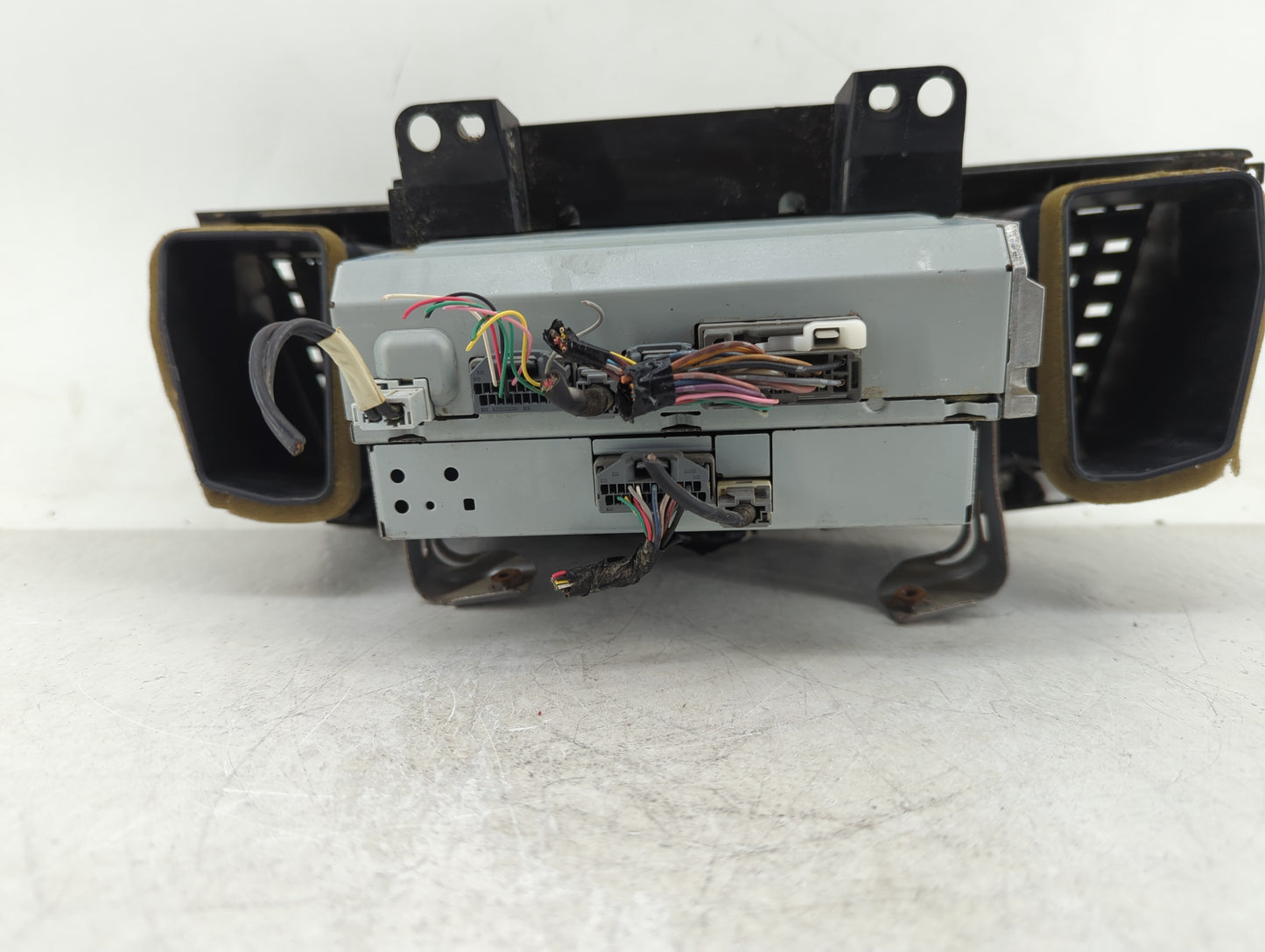 2013-2015 Honda Accord Radio AM FM Cd Player Receiver Replacement Fits Fits 2013 2014 2015 OEM Used Auto Parts - Oemusedauto