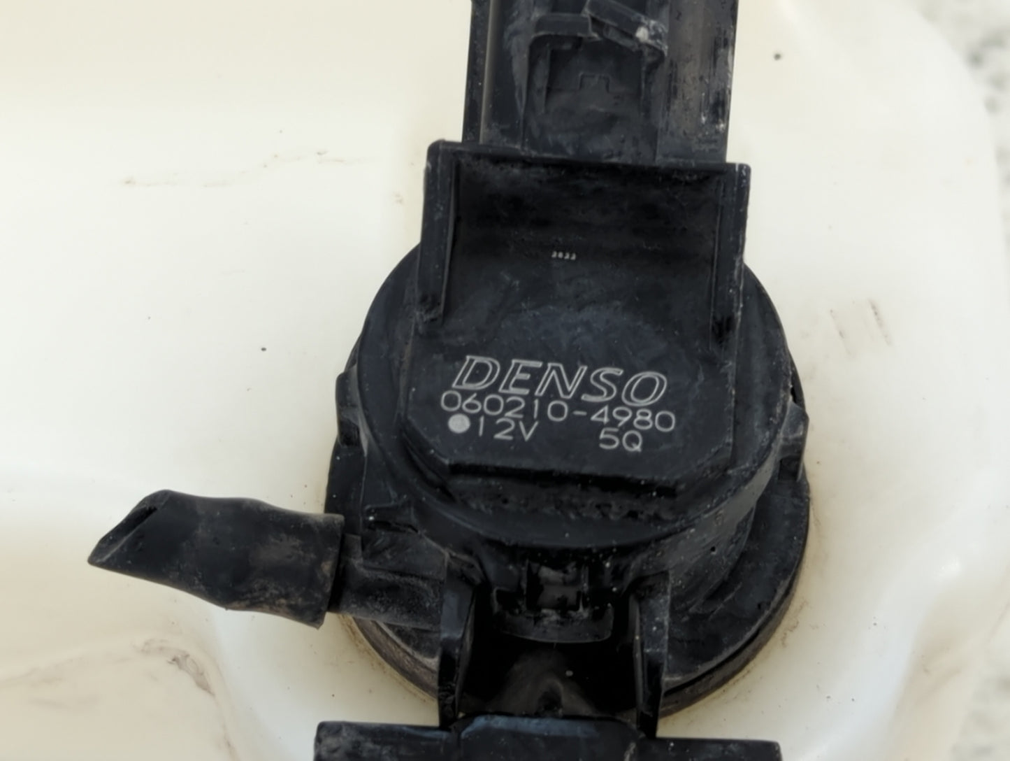 2013-2017 Honda Accord Windshield Washer Fluid Reservoir Bottle Oem - Oemusedautoparts1.com